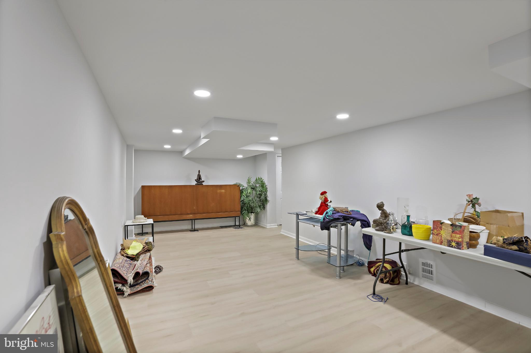 COLUMBIA PINES - Residential