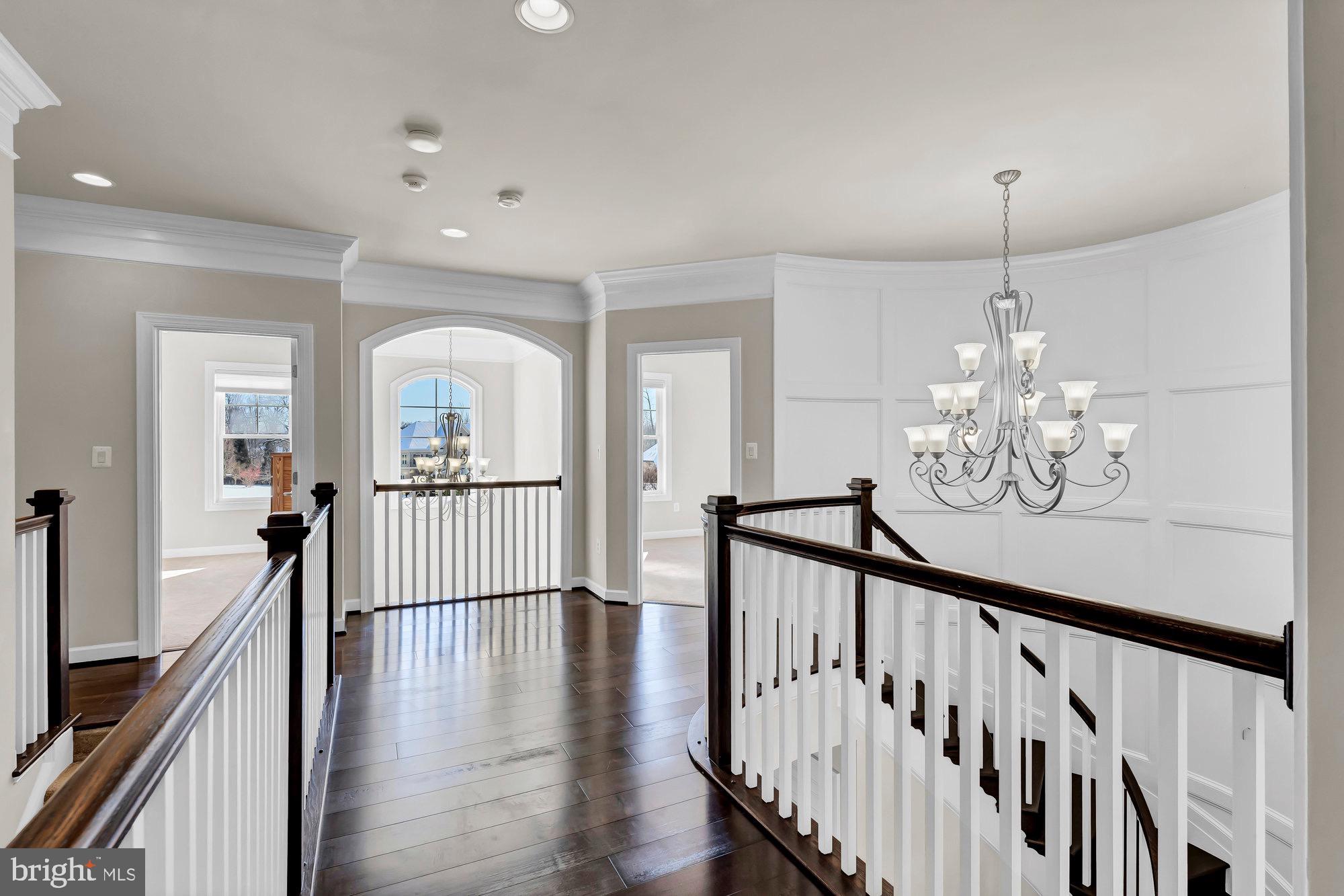 WAPLES MILL ESTATES - Residential