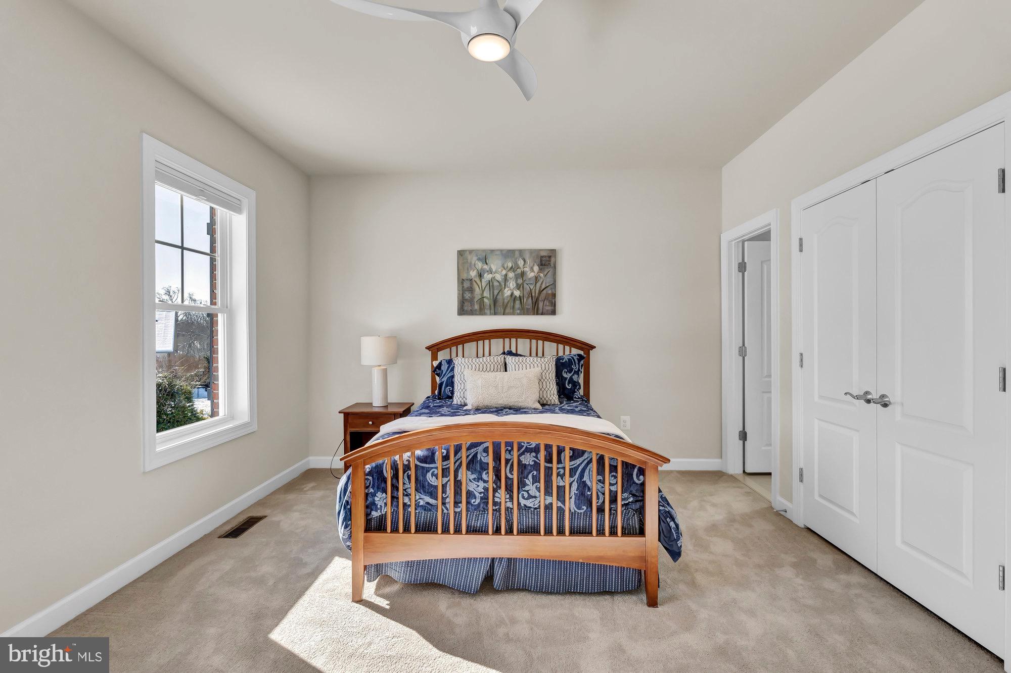 WAPLES MILL ESTATES - Residential