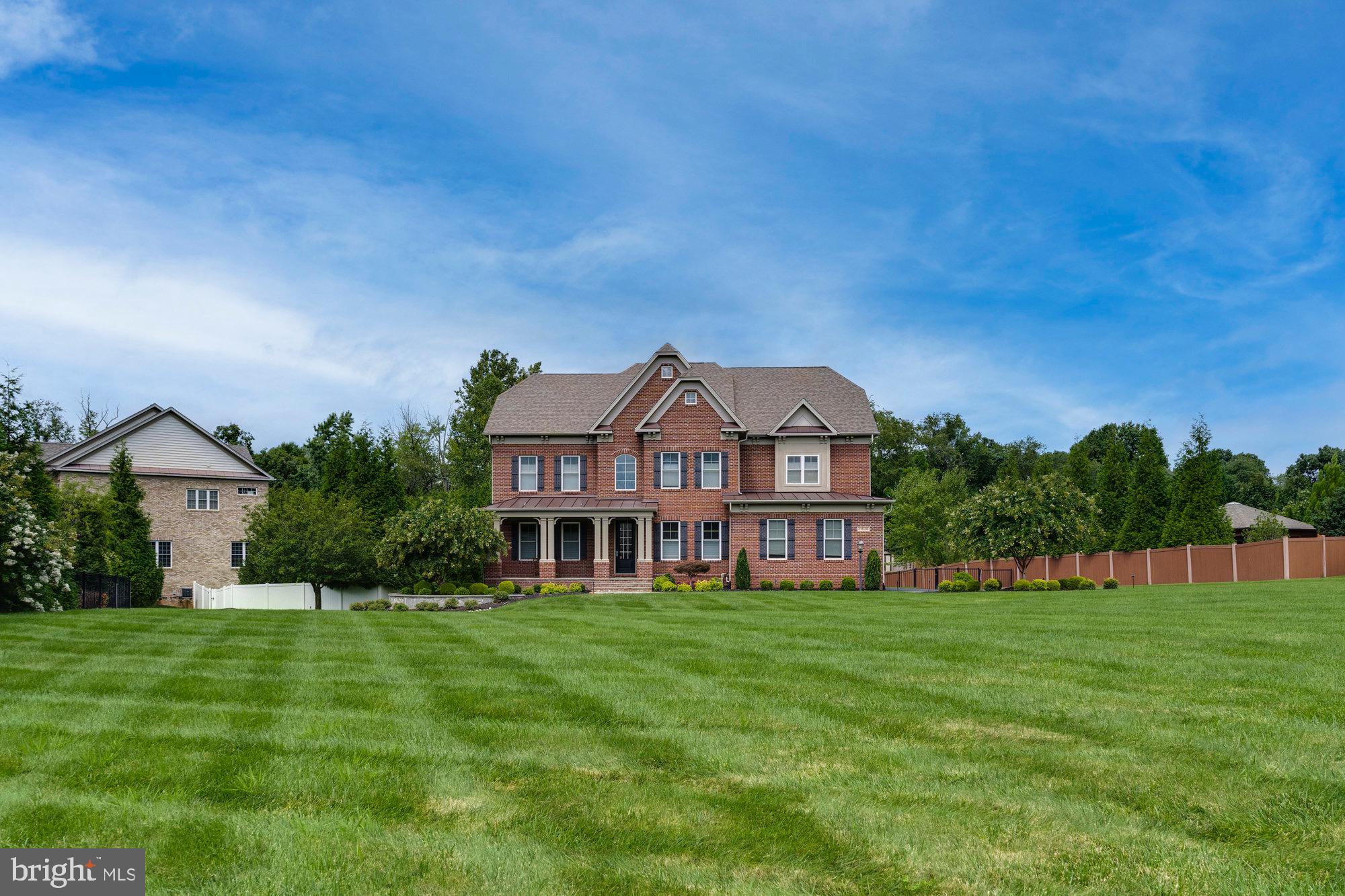 WAPLES MILL ESTATES - Residential