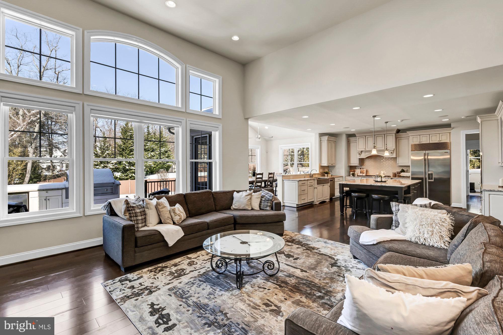 WAPLES MILL ESTATES - Residential