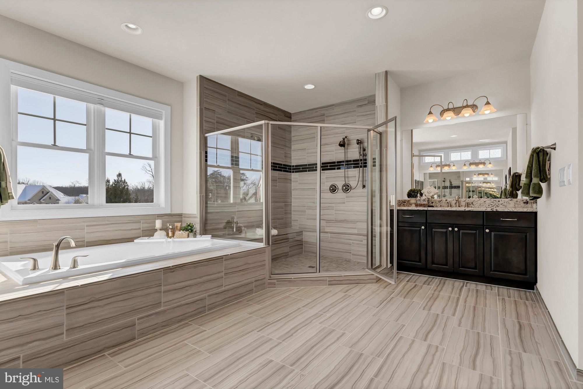 WAPLES MILL ESTATES - Residential