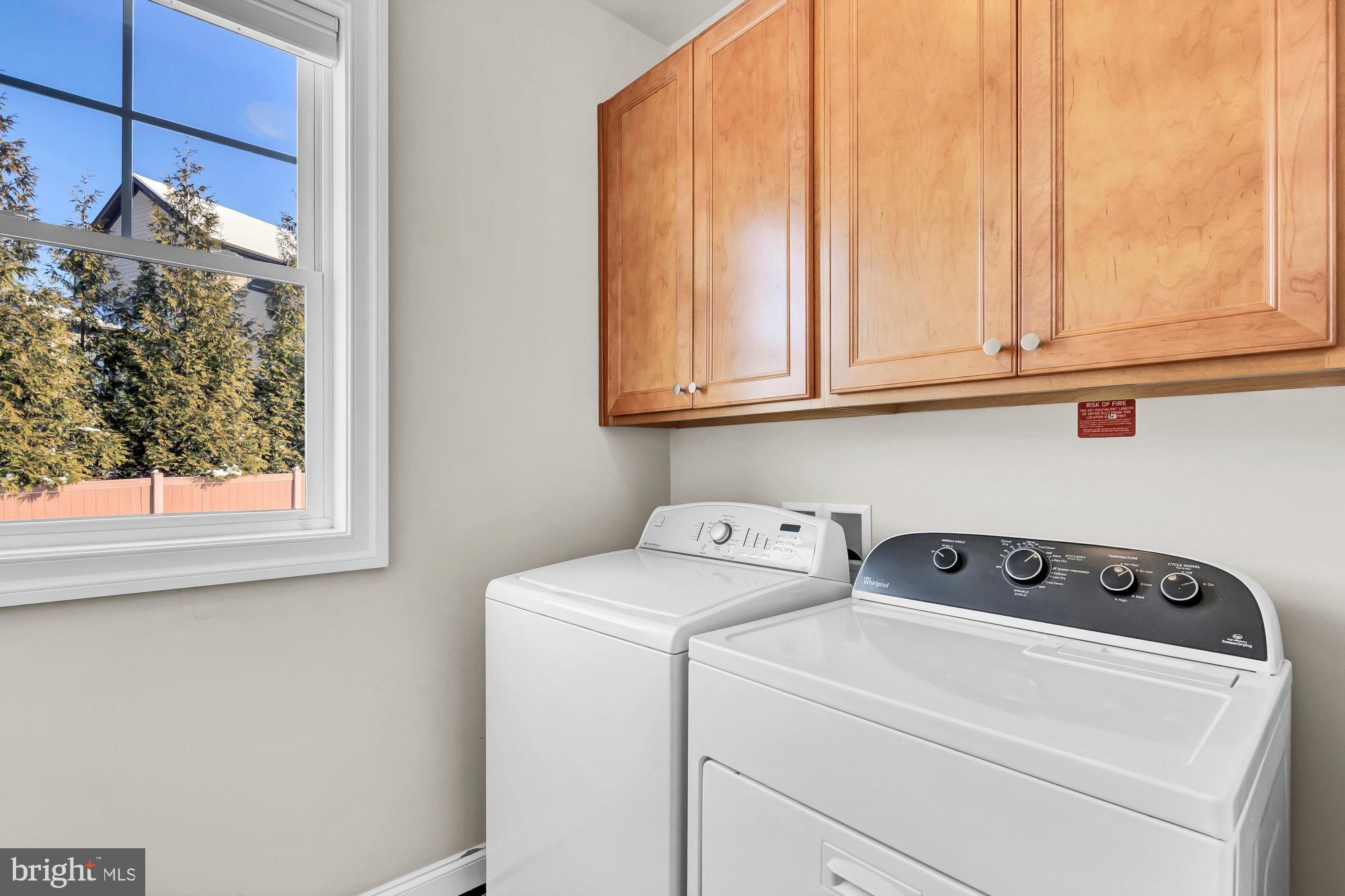 WAPLES MILL ESTATES - Residential