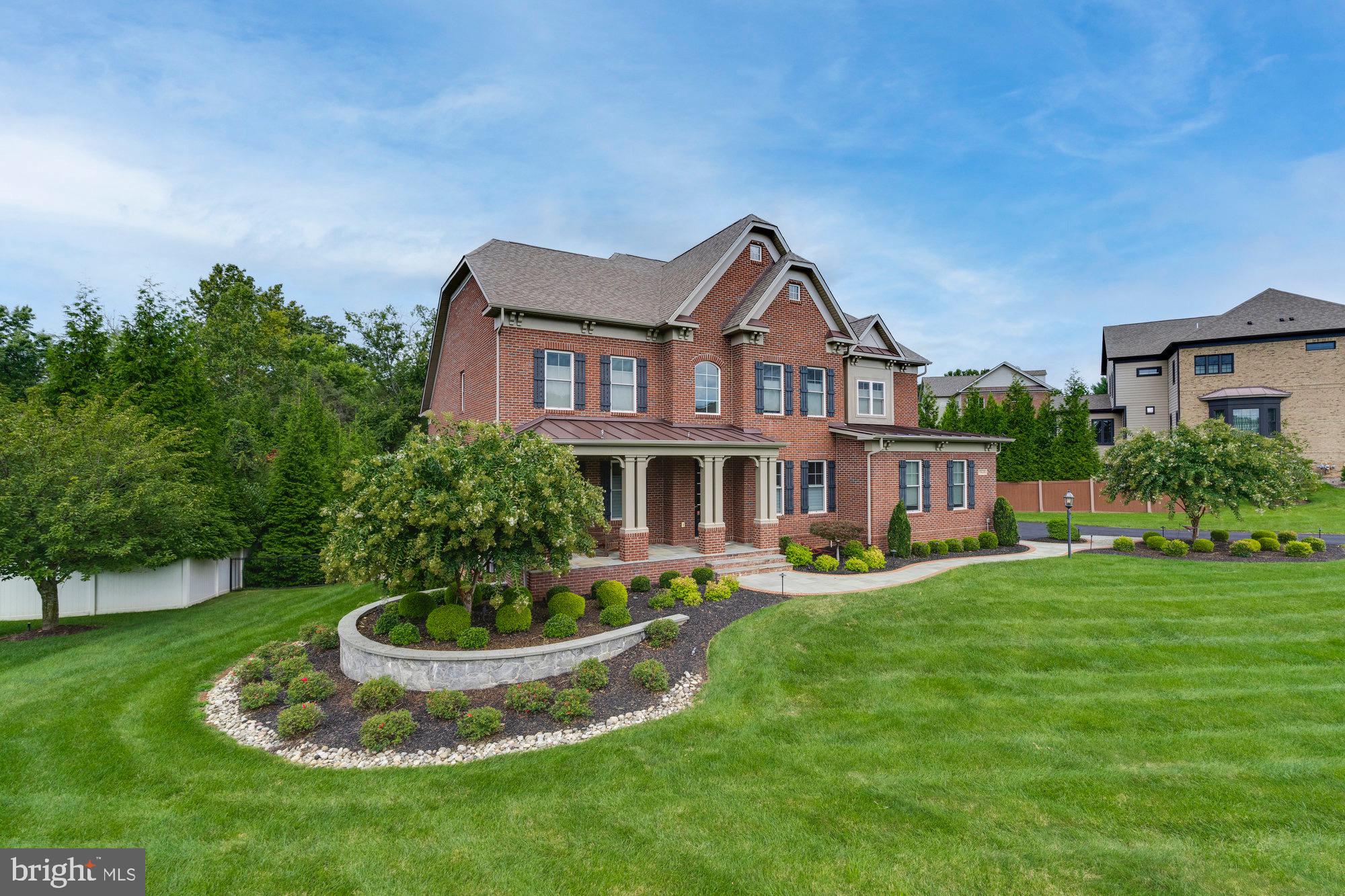 WAPLES MILL ESTATES - Residential