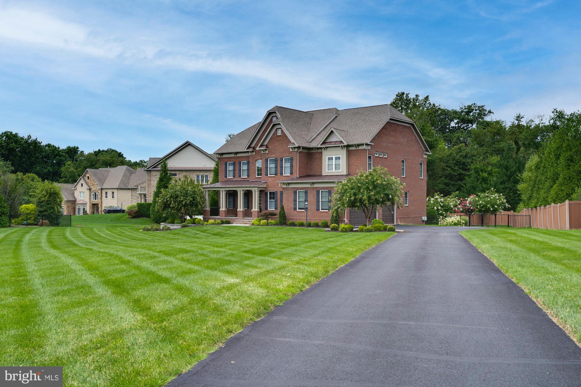 WAPLES MILL ESTATES - Residential