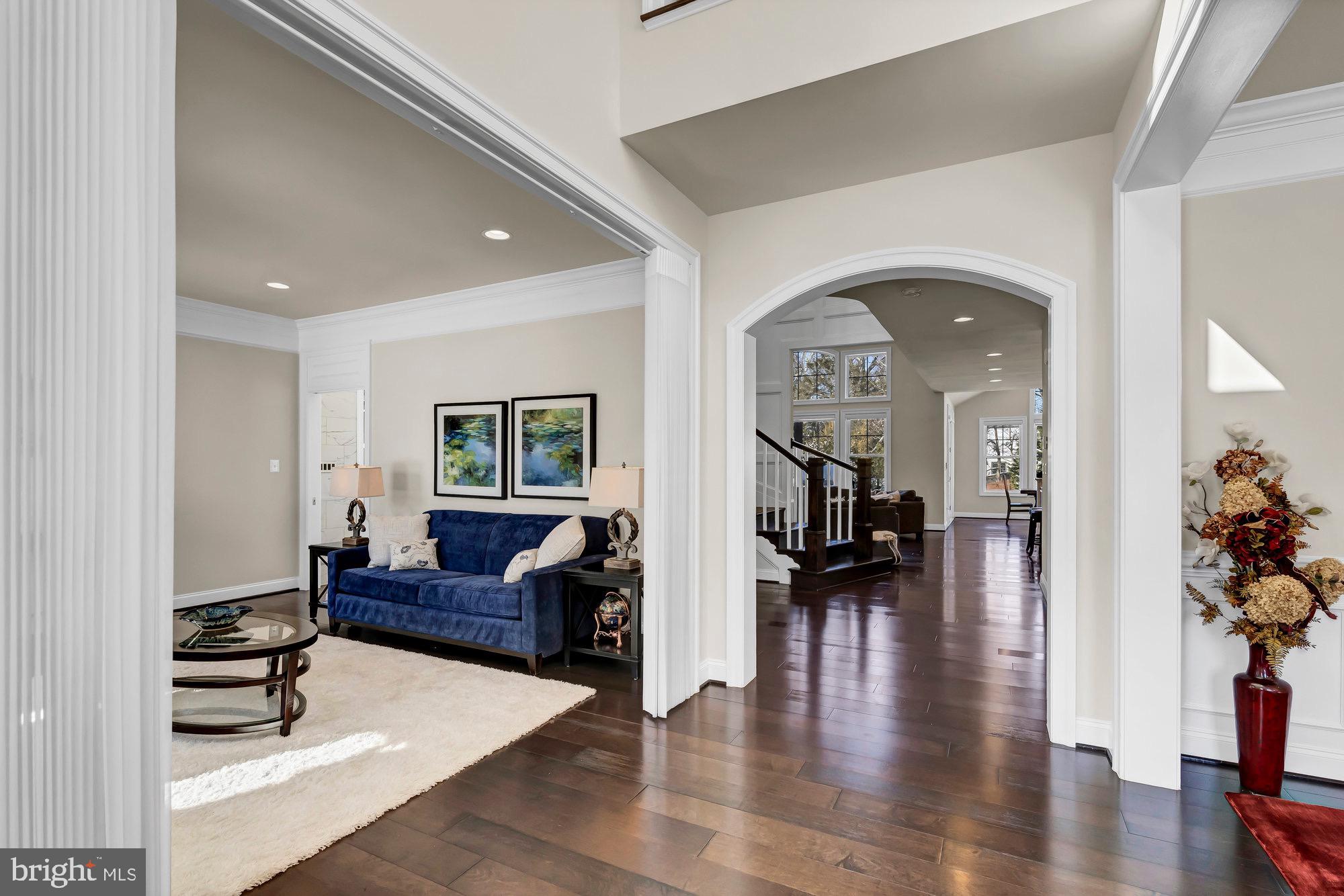 WAPLES MILL ESTATES - Residential