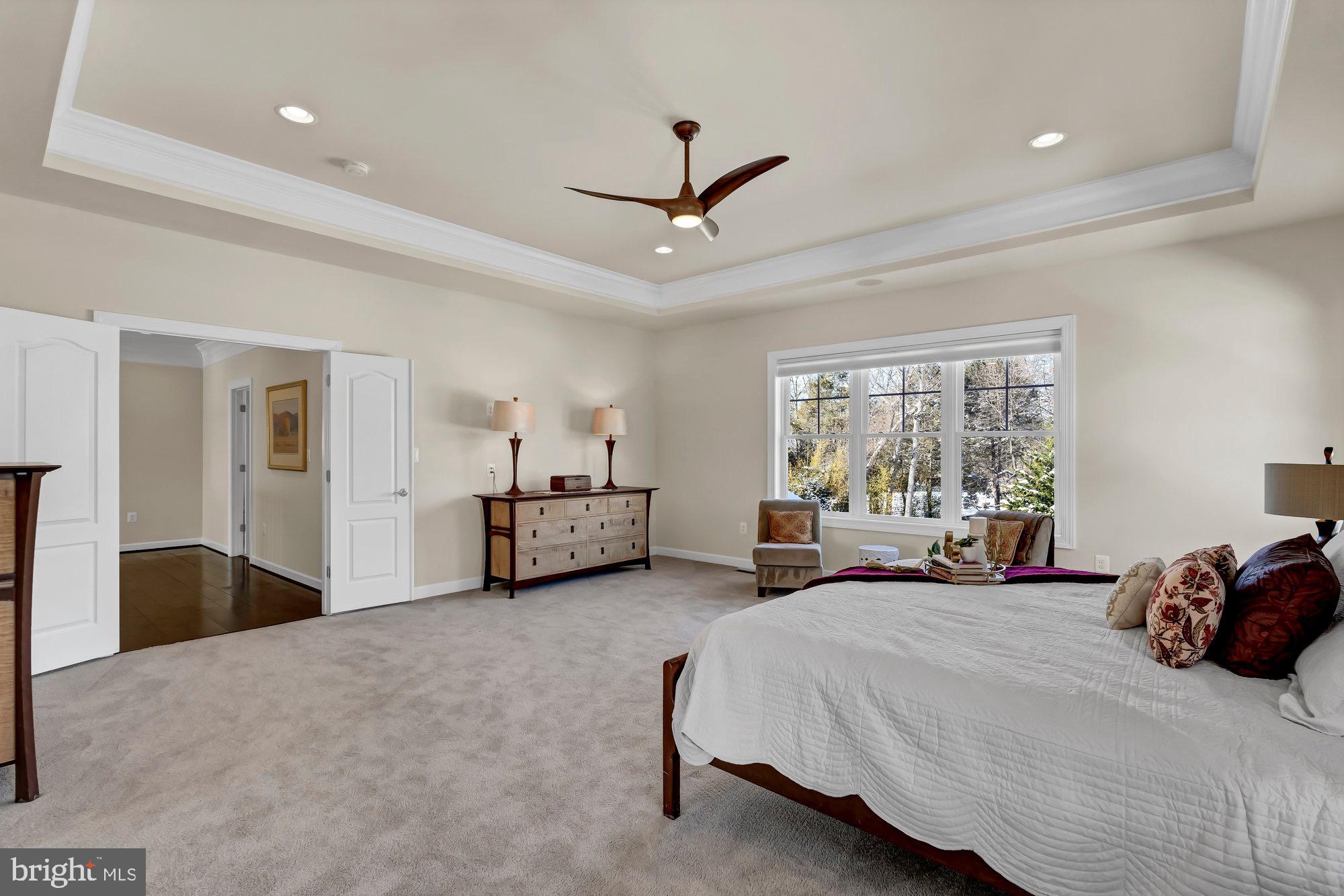 WAPLES MILL ESTATES - Residential