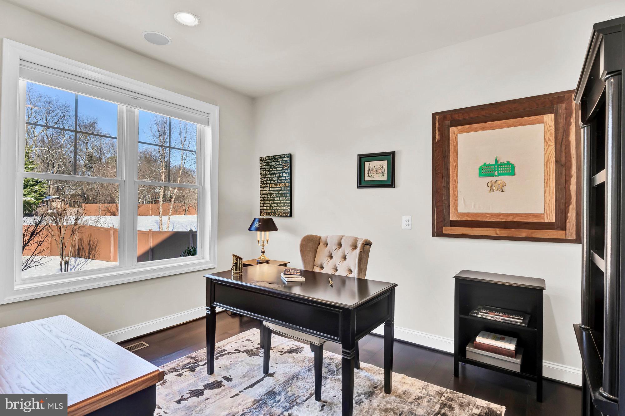 WAPLES MILL ESTATES - Residential