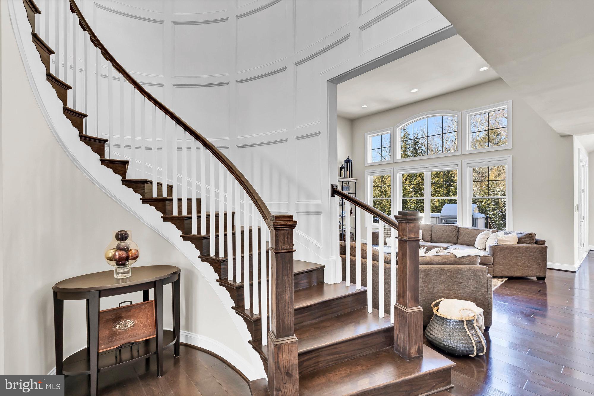 WAPLES MILL ESTATES - Residential