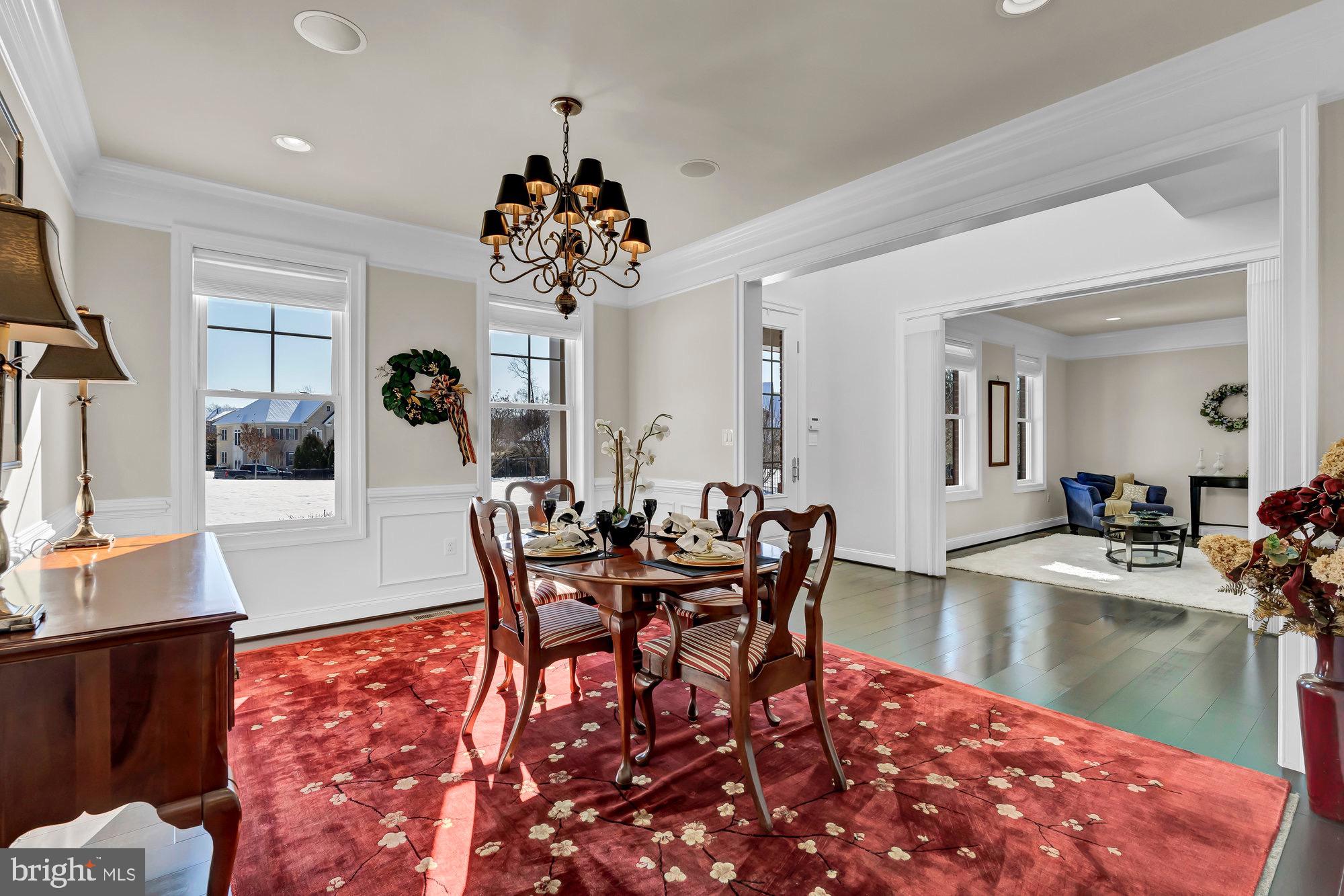 WAPLES MILL ESTATES - Residential