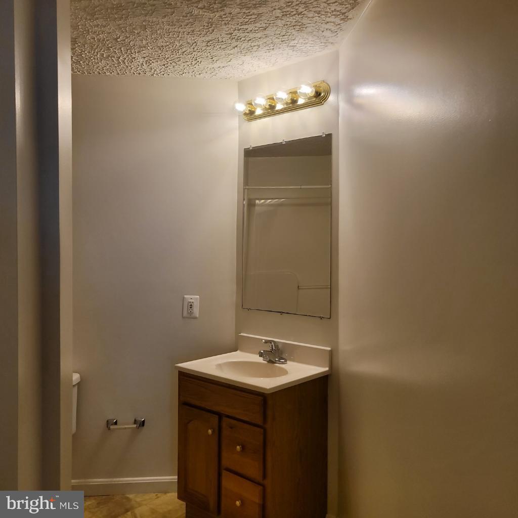 GREENBRIER HILLS - Residential Lease