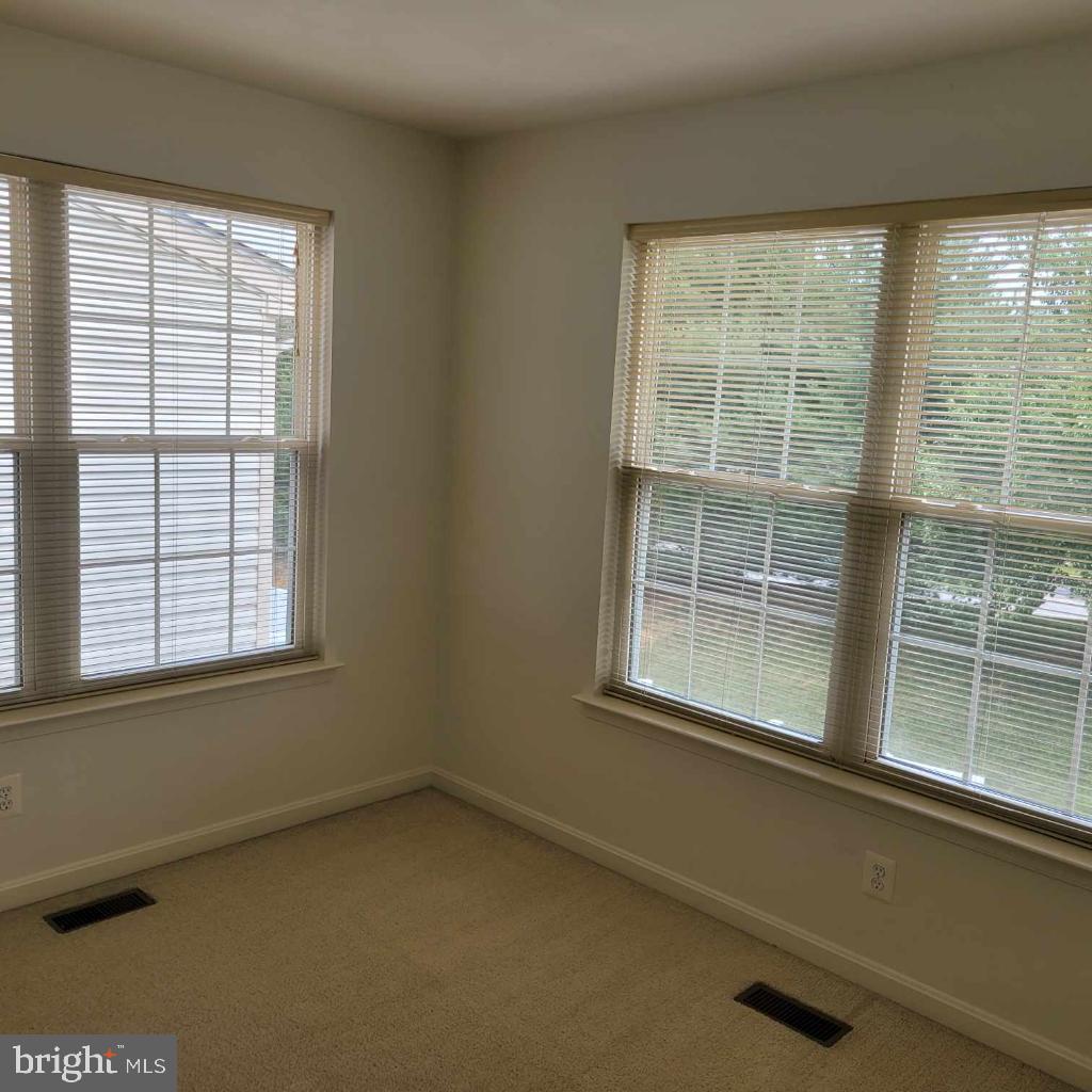 GREENBRIER HILLS - Residential Lease