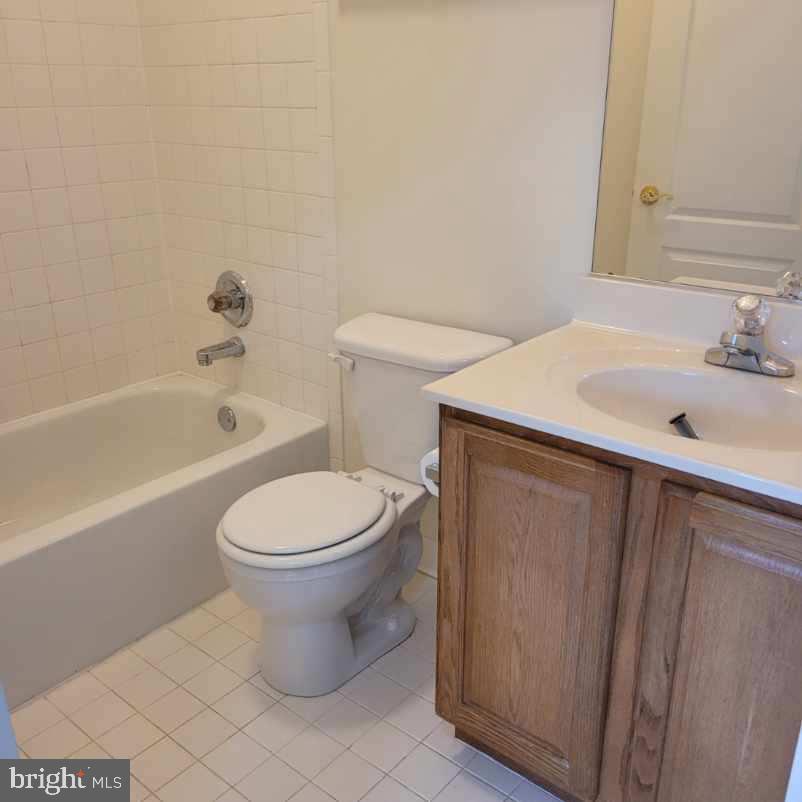 GREENBRIER HILLS - Residential Lease