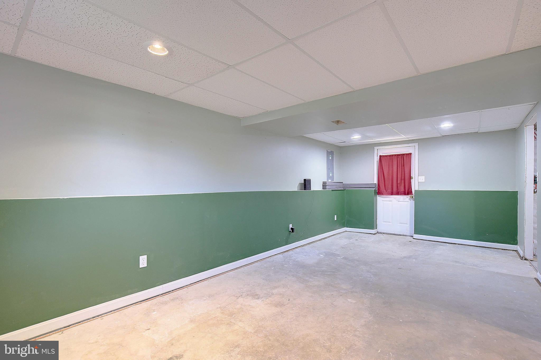 NEW CUT FARMS - Residential