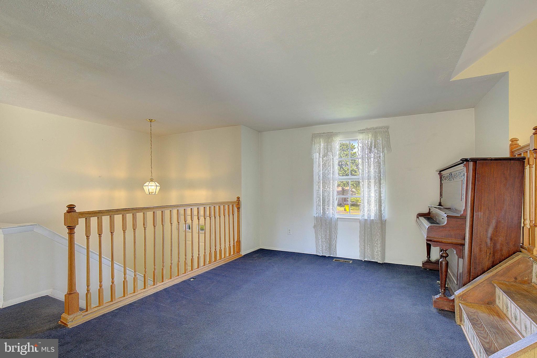 NEW CUT FARMS - Residential