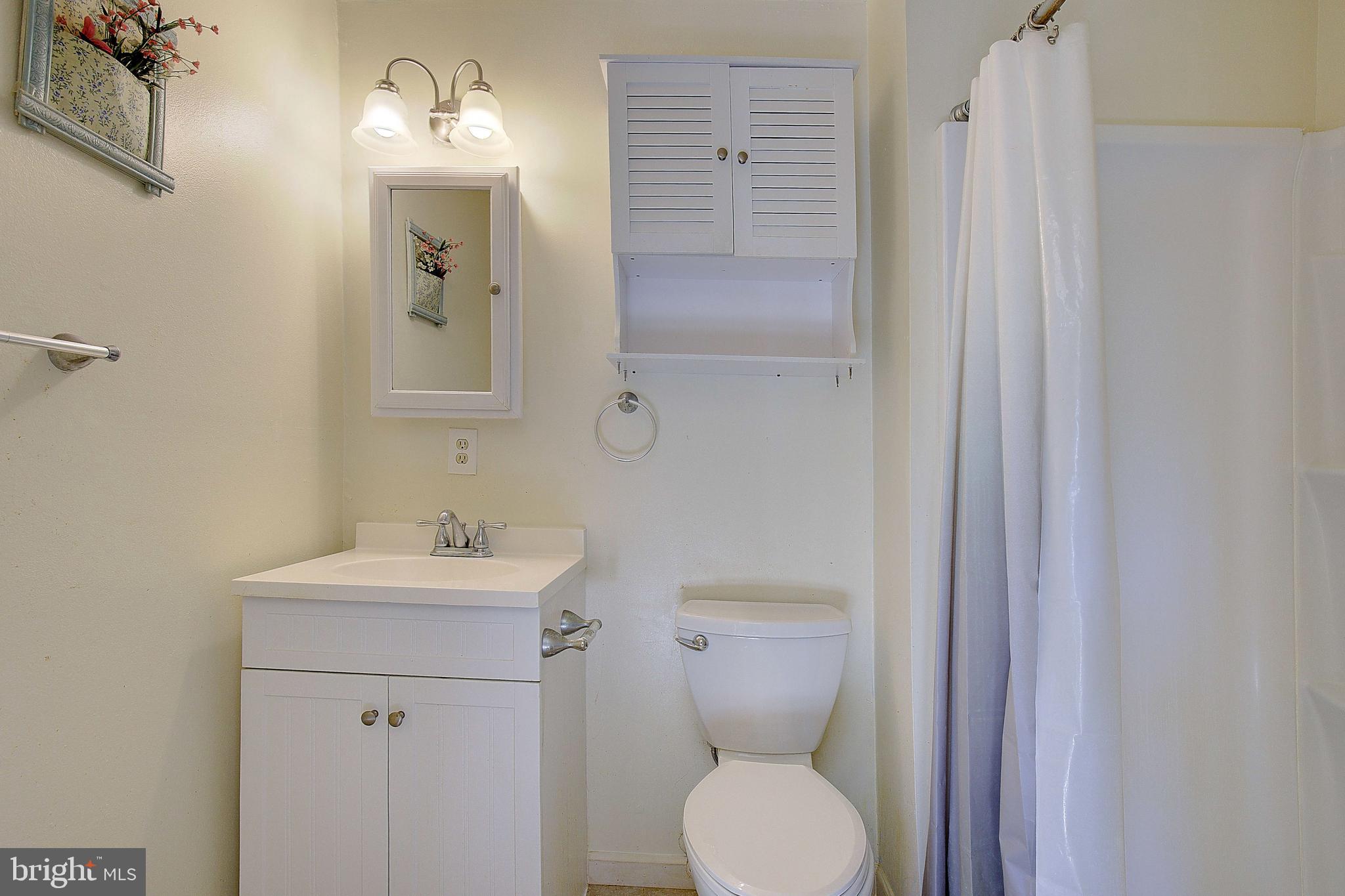 NEW CUT FARMS - Residential