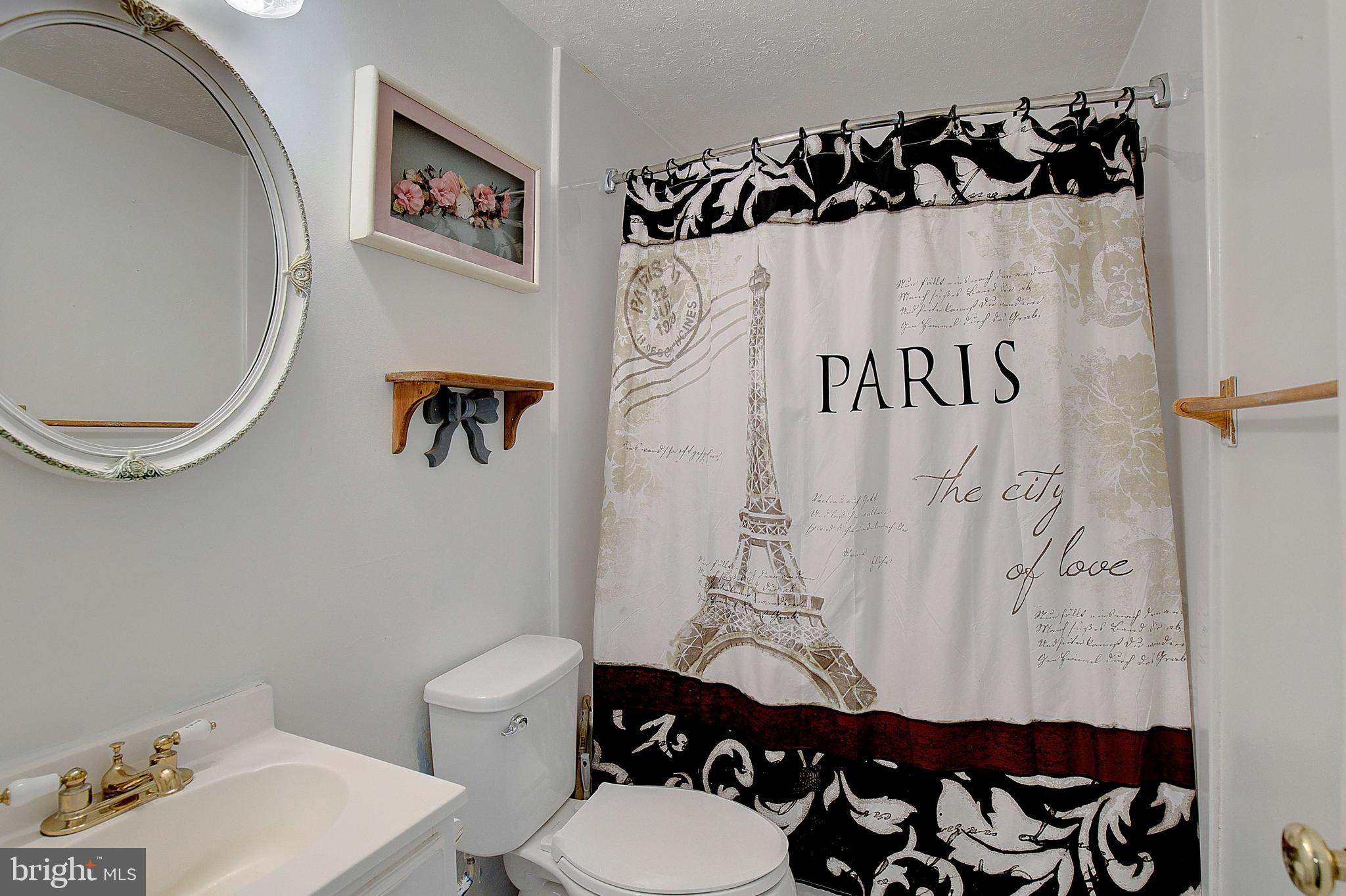 NEW CUT FARMS - Residential