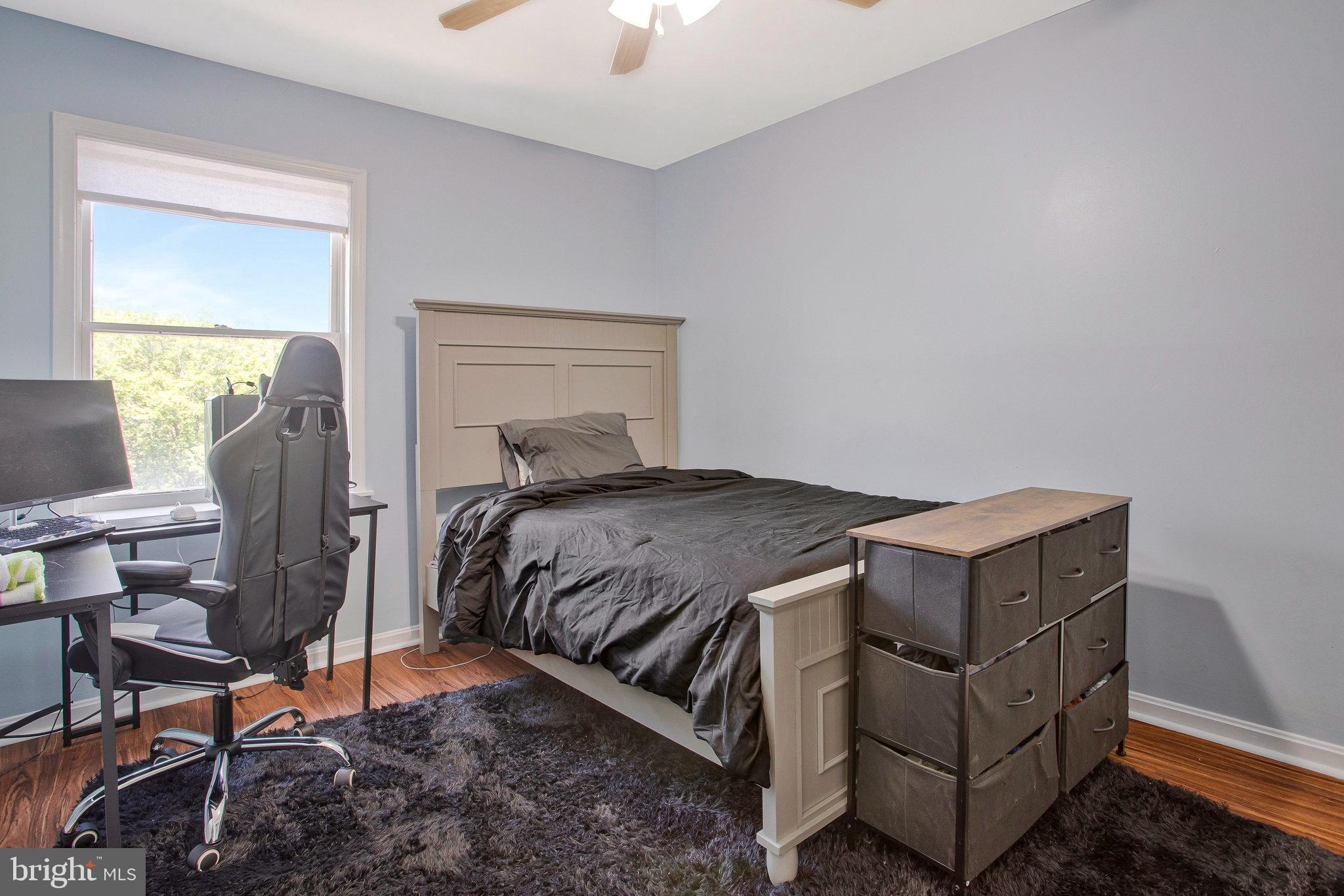 OLD FIELDS - Residential