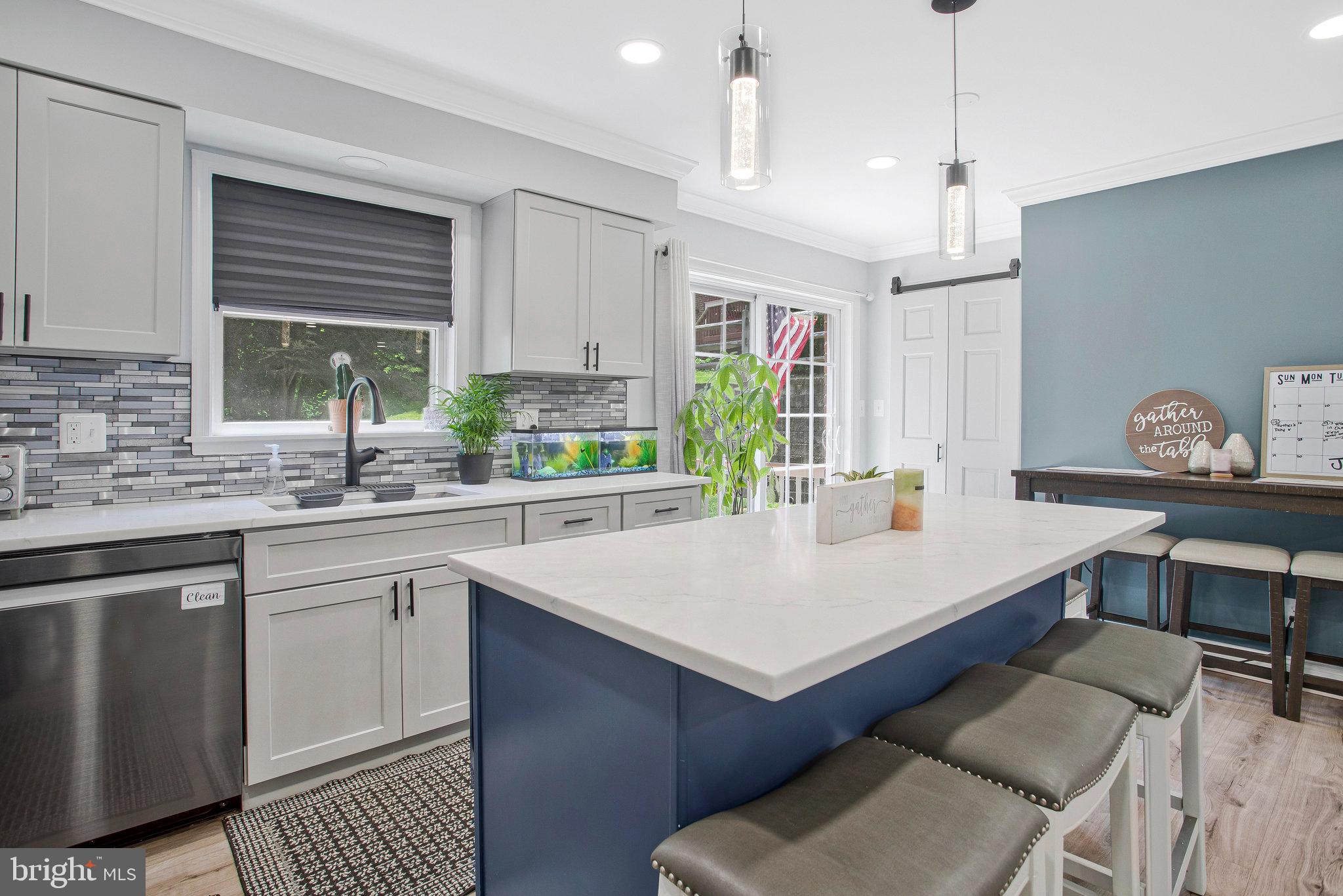 OLD FIELDS - Residential