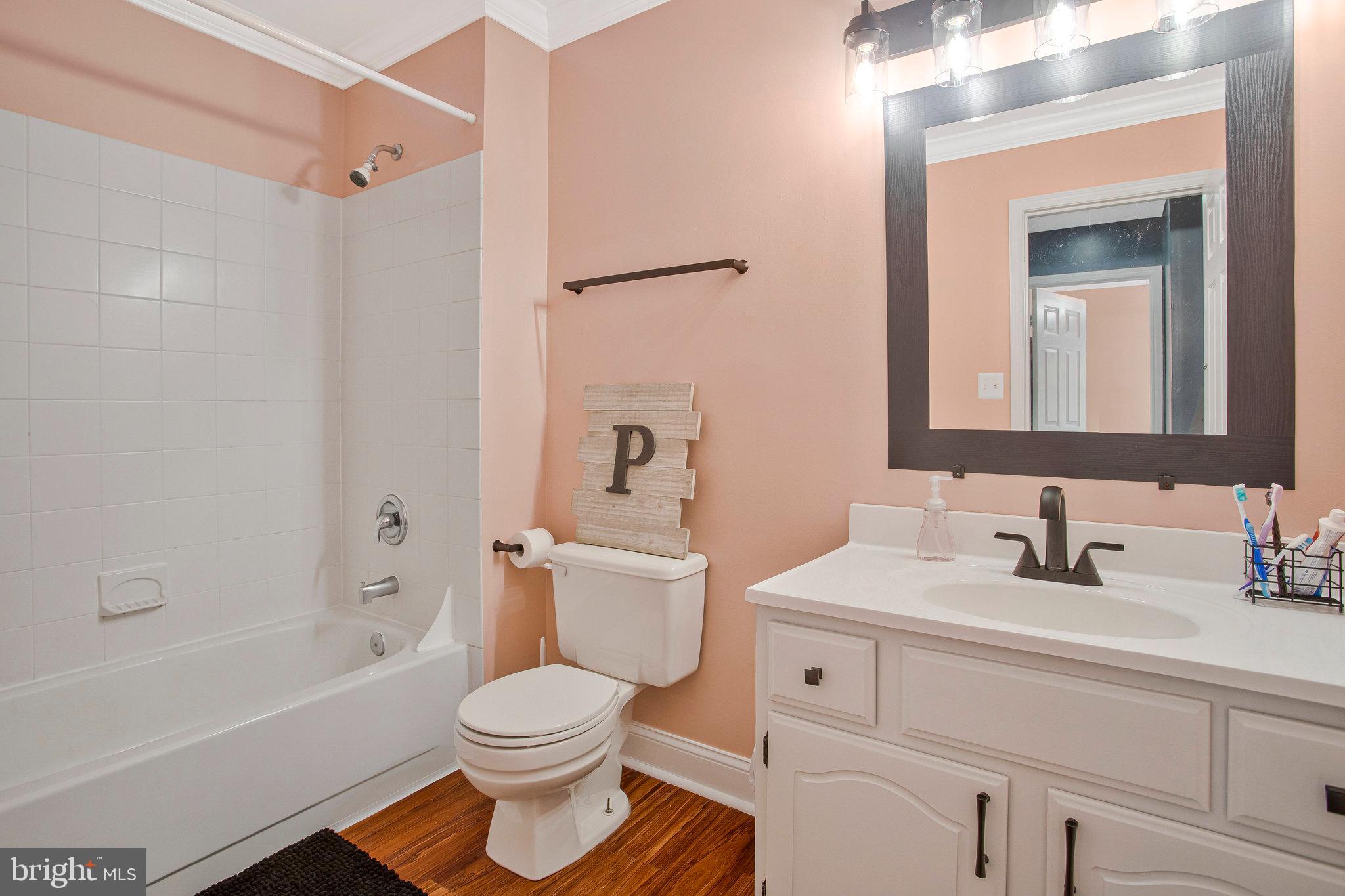 OLD FIELDS - Residential