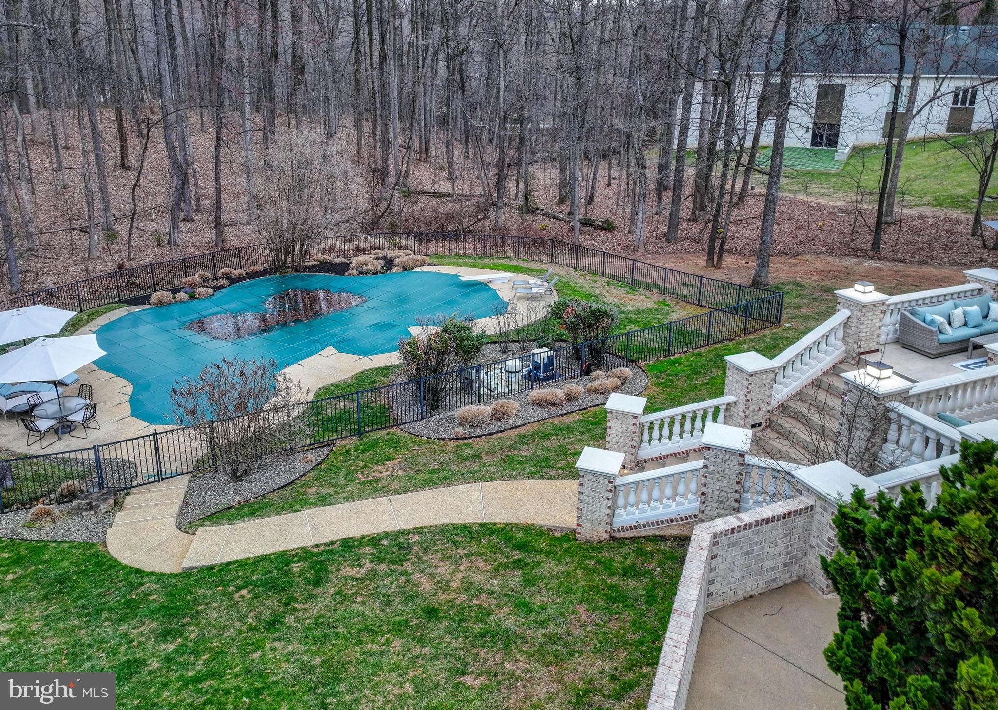 HUNTINGTON - Residential