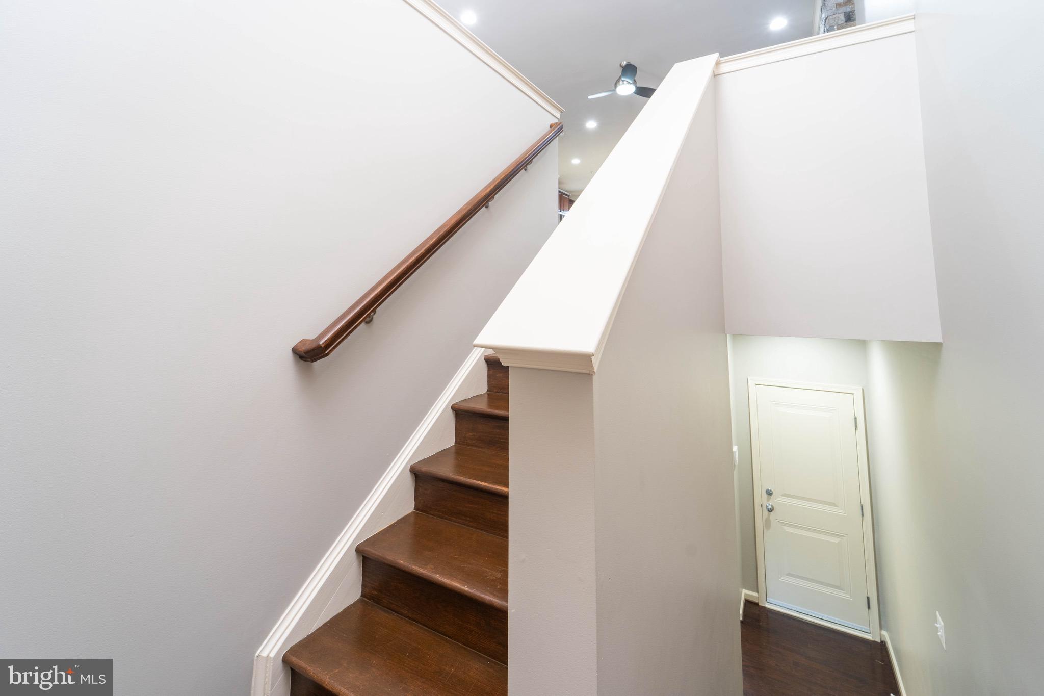 POPLAR RUN - Residential Lease