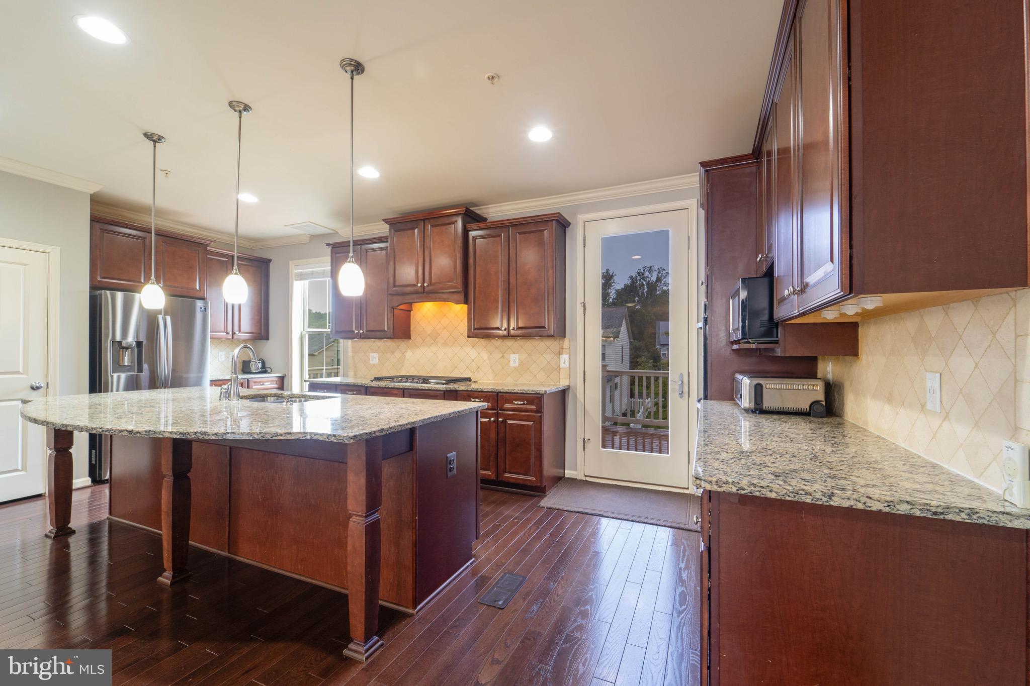 POPLAR RUN - Residential Lease