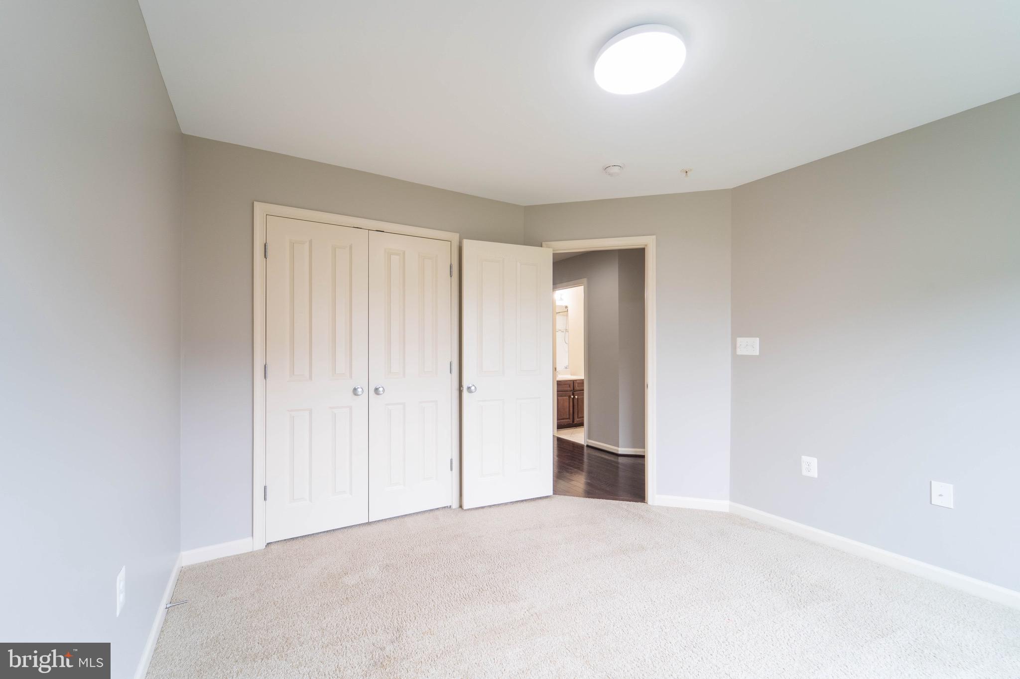 POPLAR RUN - Residential Lease