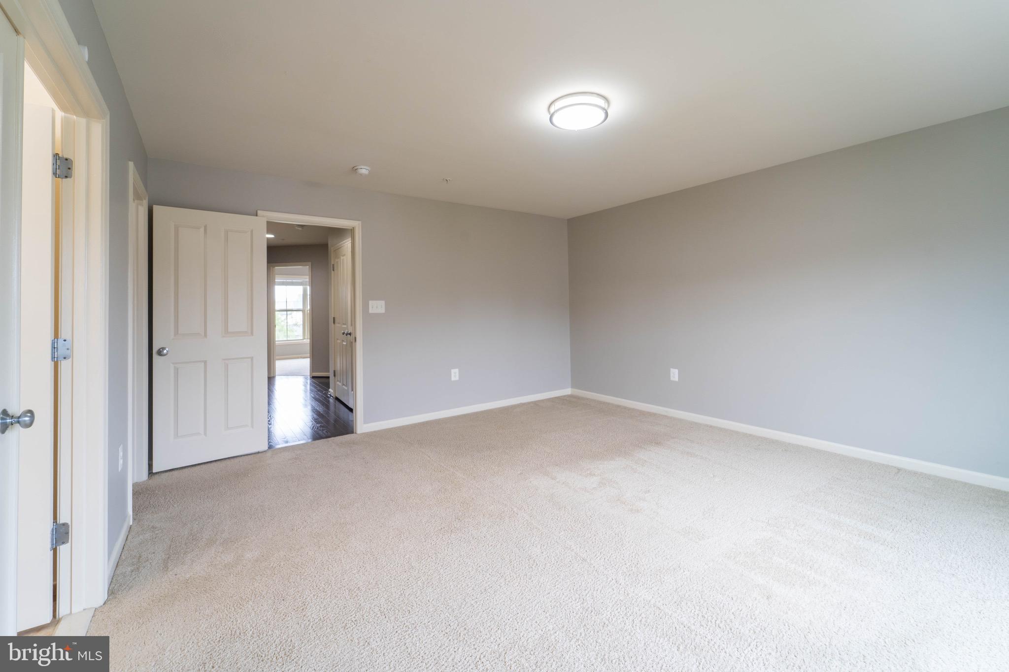 POPLAR RUN - Residential Lease