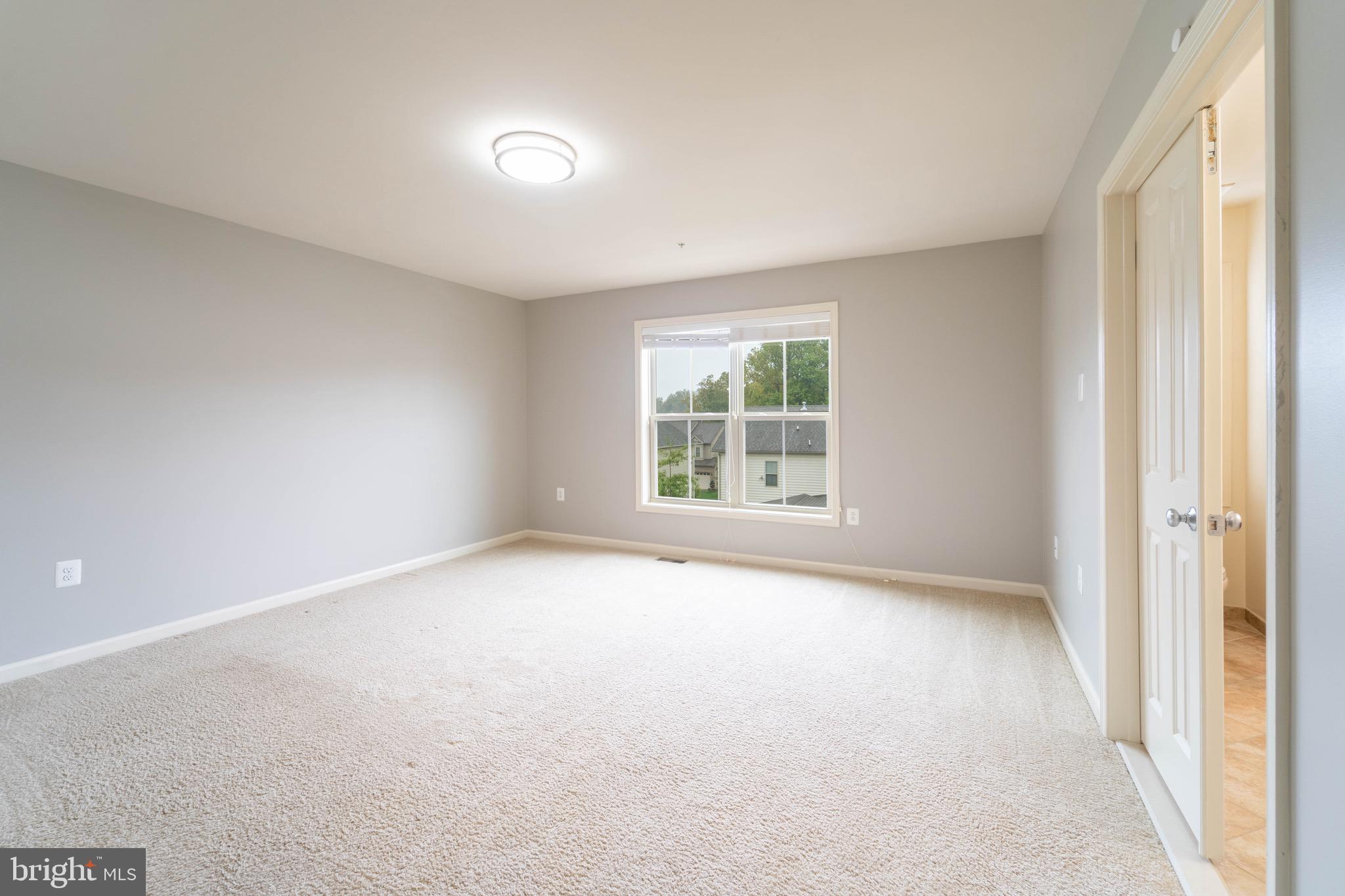 POPLAR RUN - Residential Lease