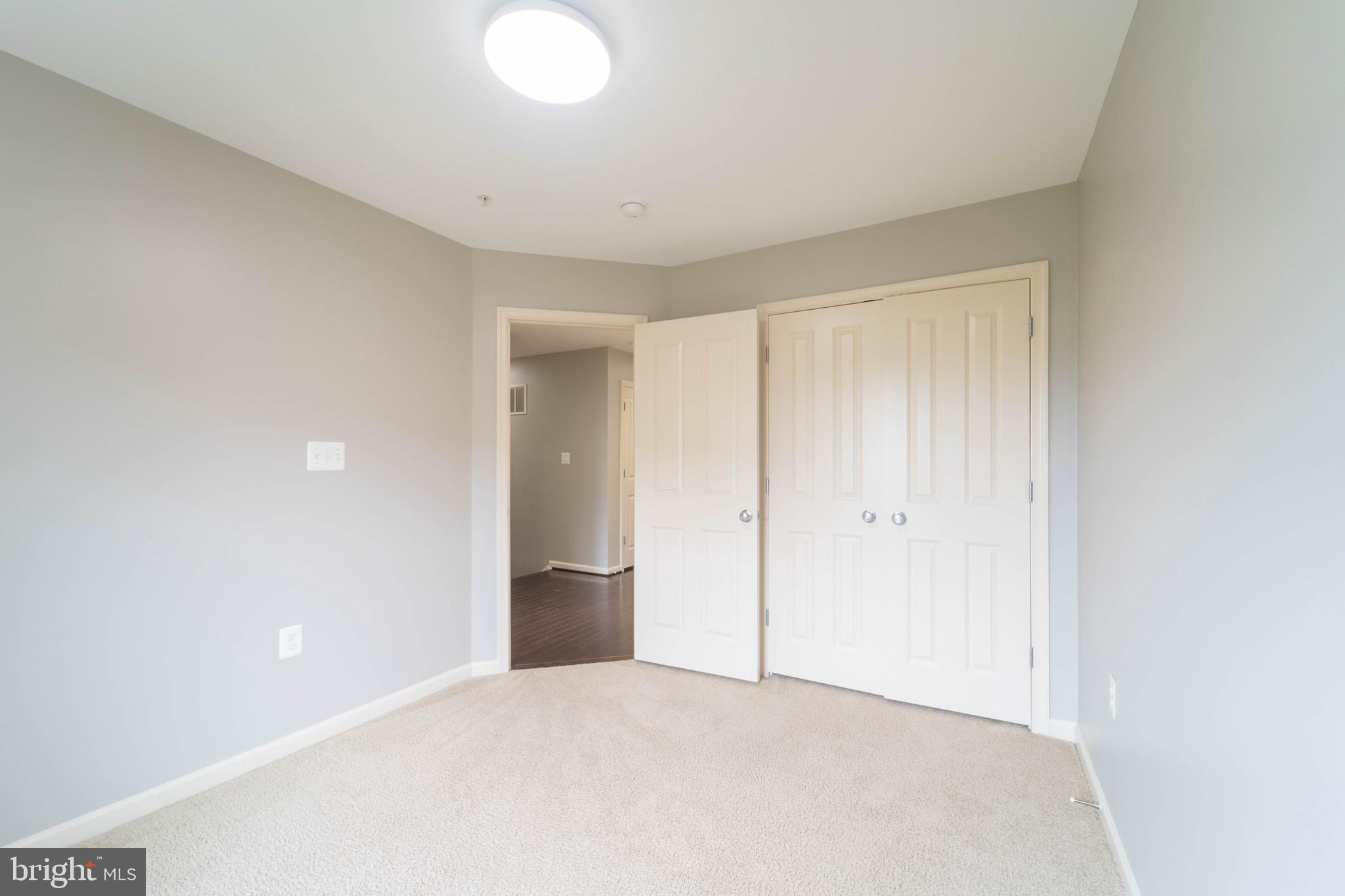 POPLAR RUN - Residential Lease