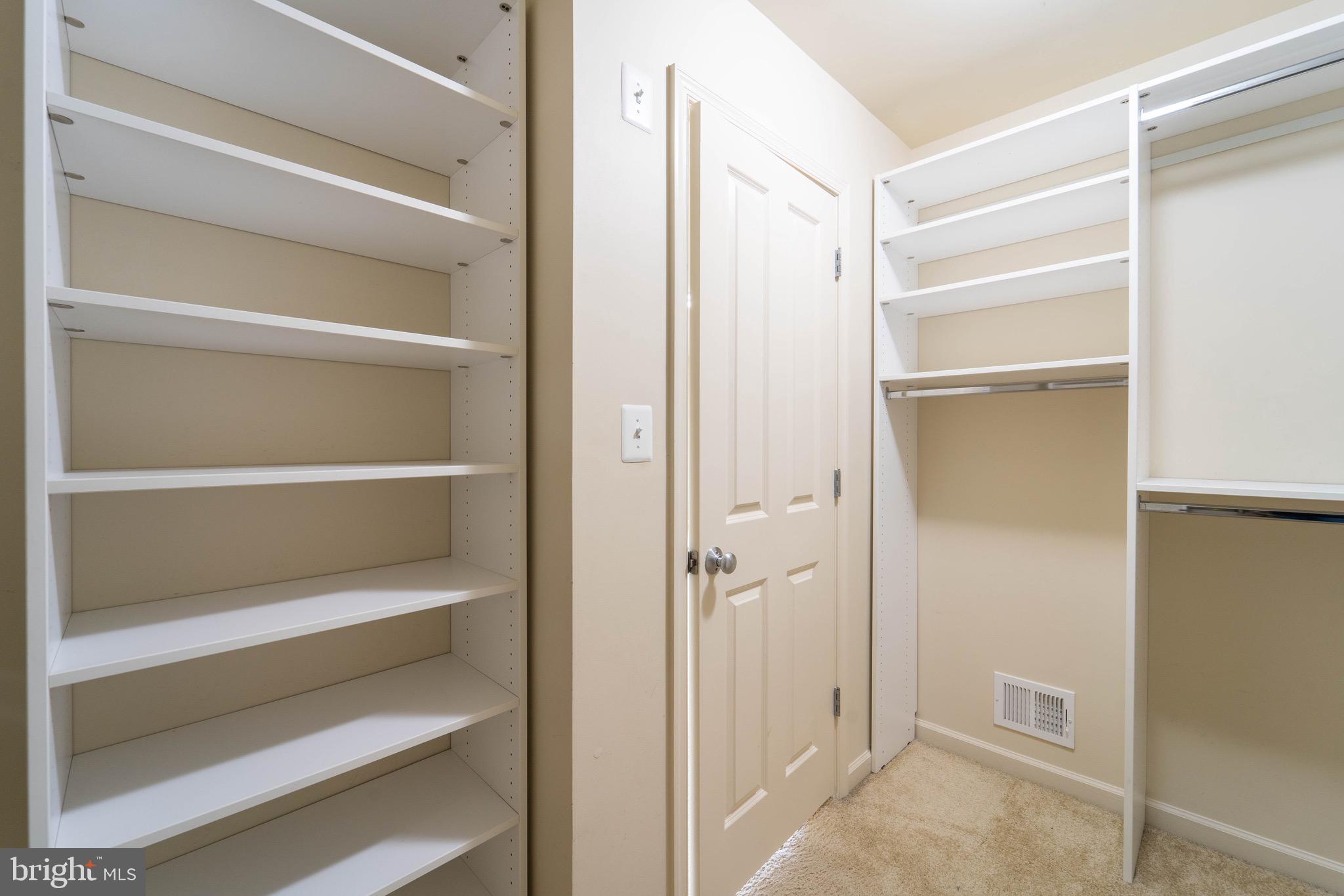 POPLAR RUN - Residential Lease