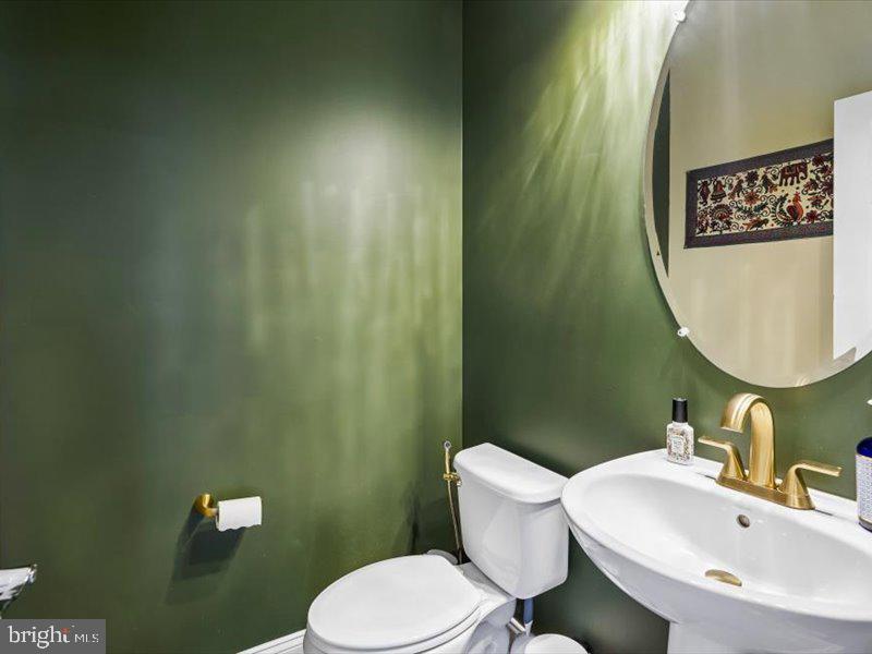 EAST GATE - Residential