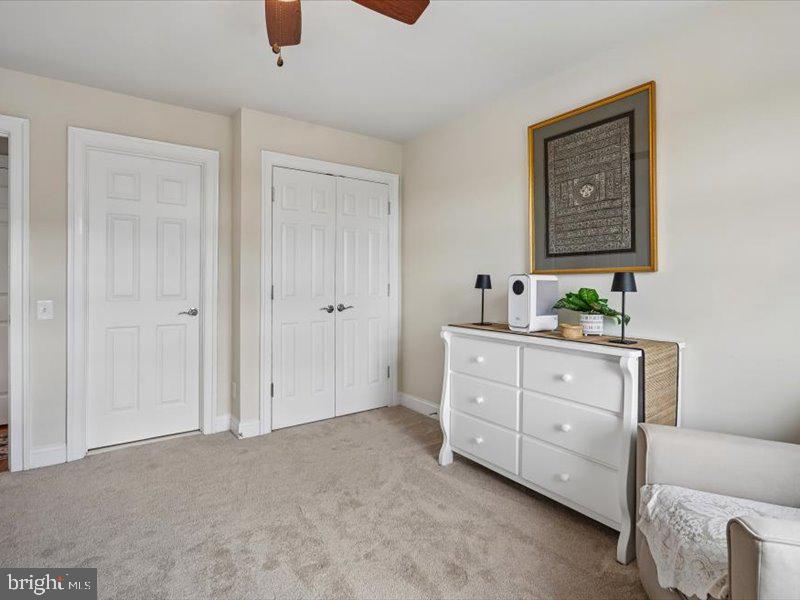 EAST GATE - Residential