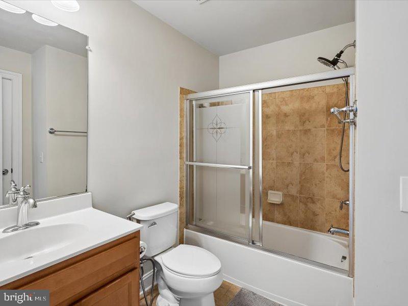 EAST GATE - Residential