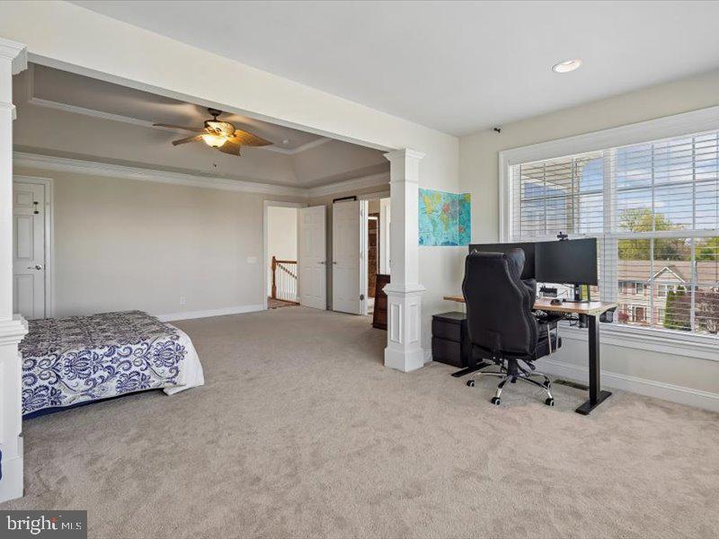 EAST GATE - Residential