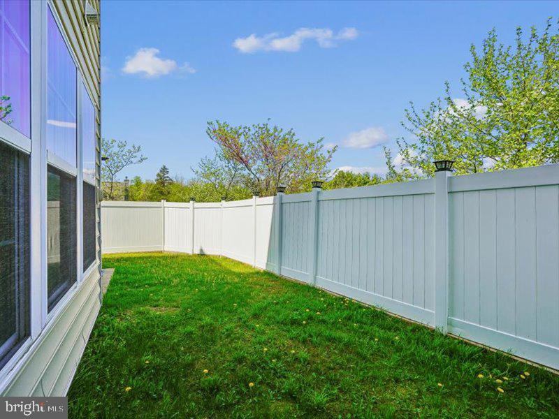 EAST GATE - Residential