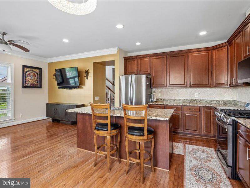 EAST GATE - Residential