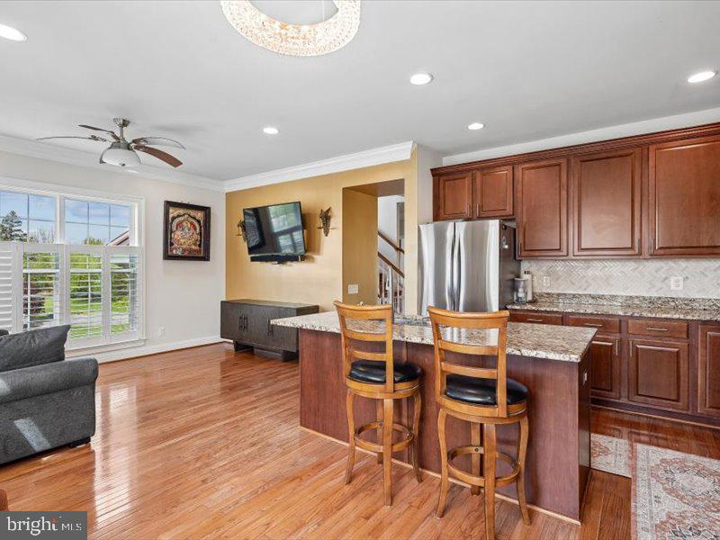 EAST GATE - Residential