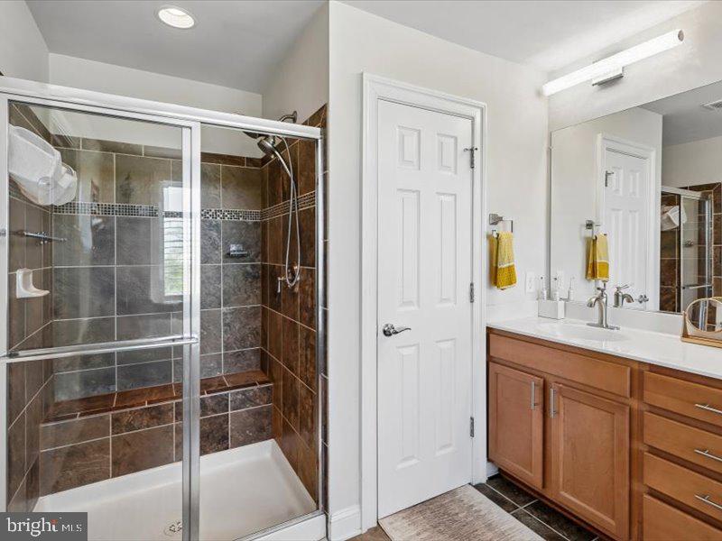 EAST GATE - Residential