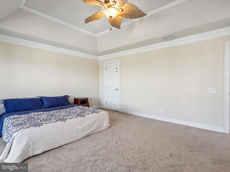 EAST GATE - Residential