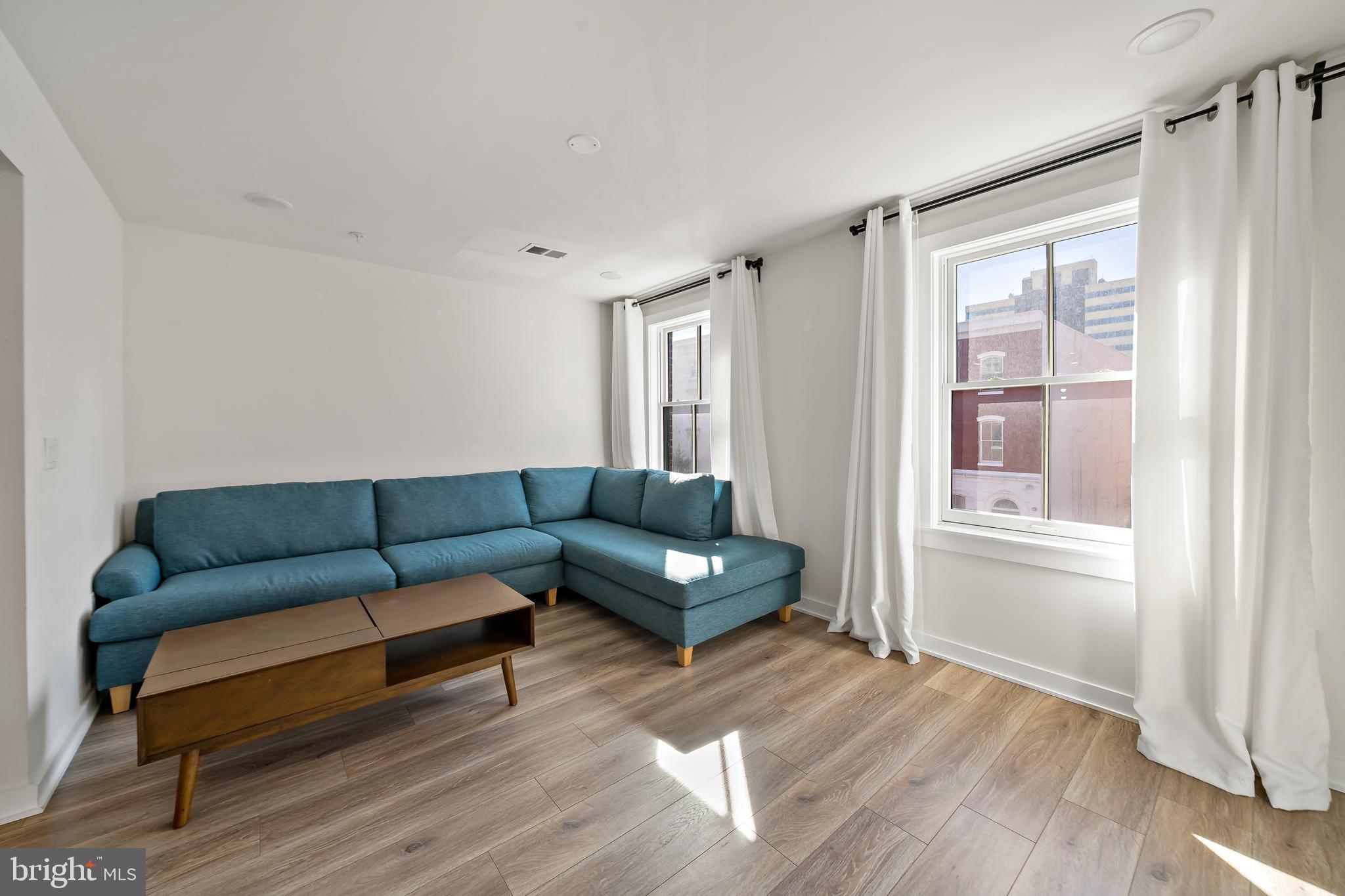 SPRING GARDEN - Residential Lease