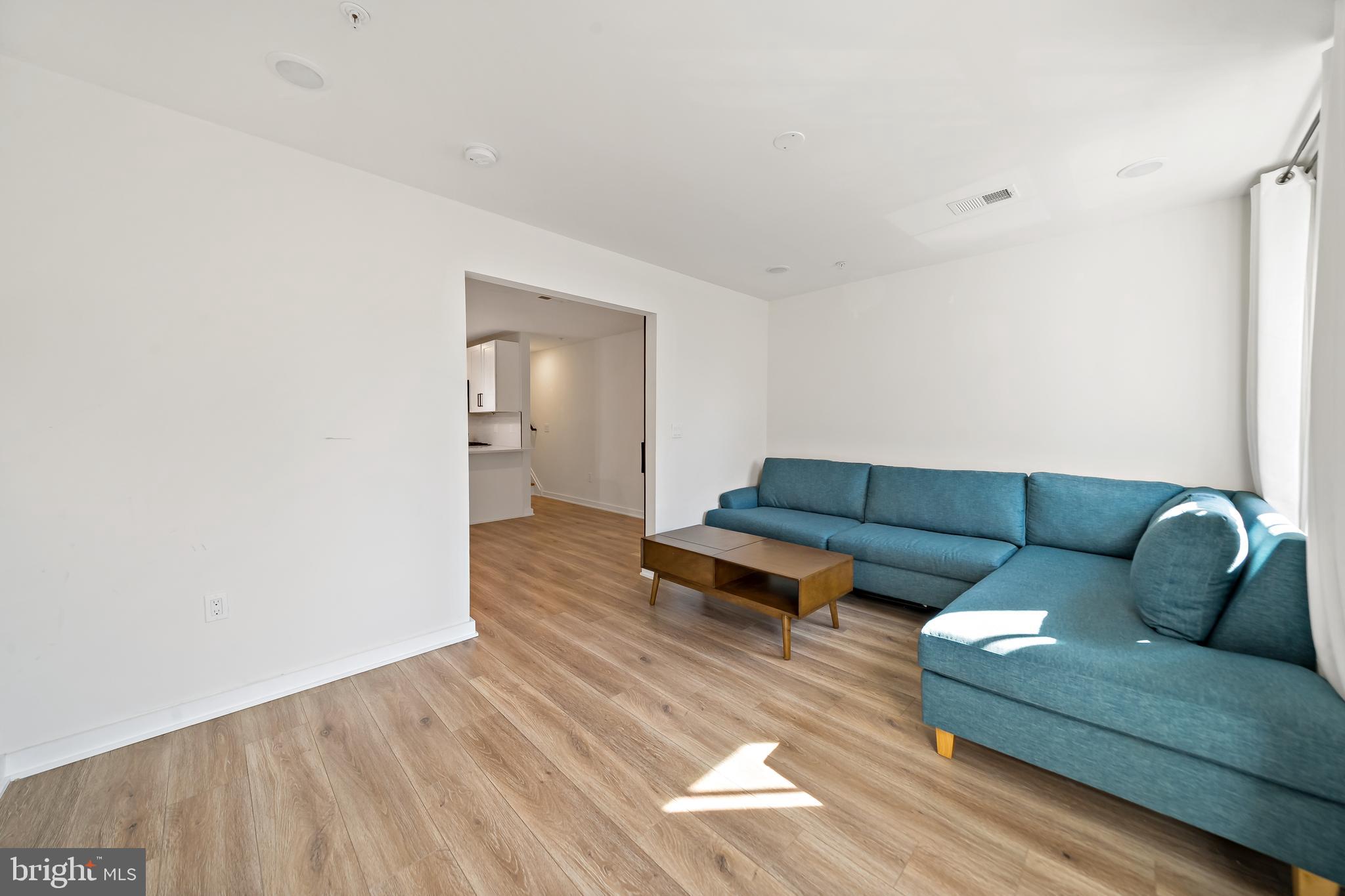 SPRING GARDEN - Residential Lease