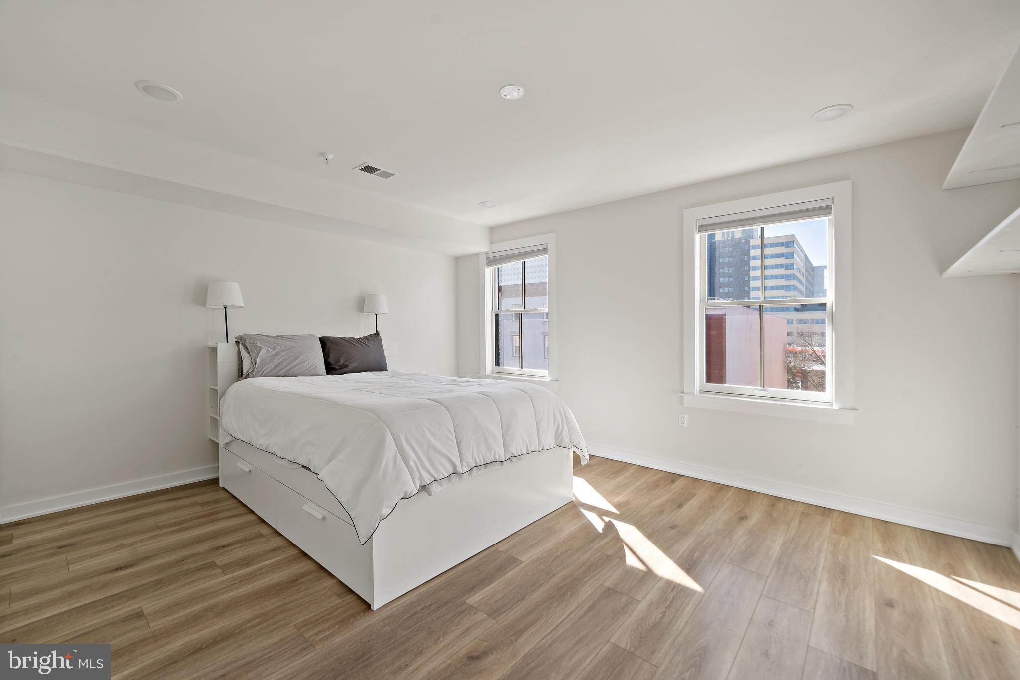 SPRING GARDEN - Residential Lease