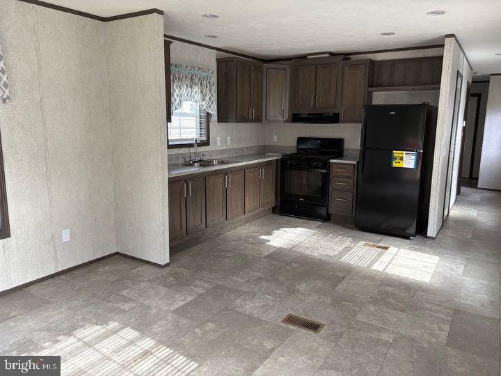 3033 WILLOW STREET PIKE