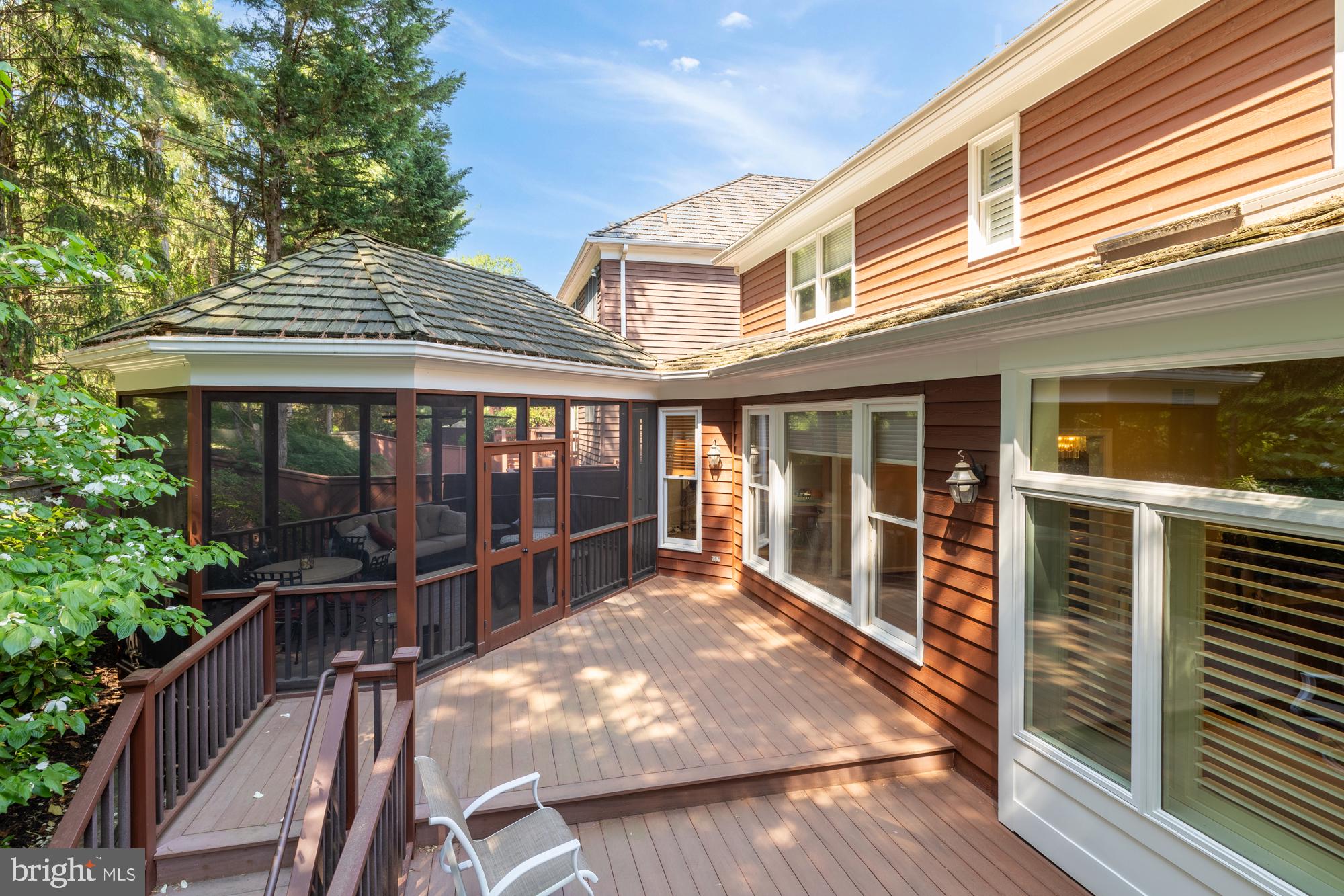 GROSVENOR WOODS - Residential