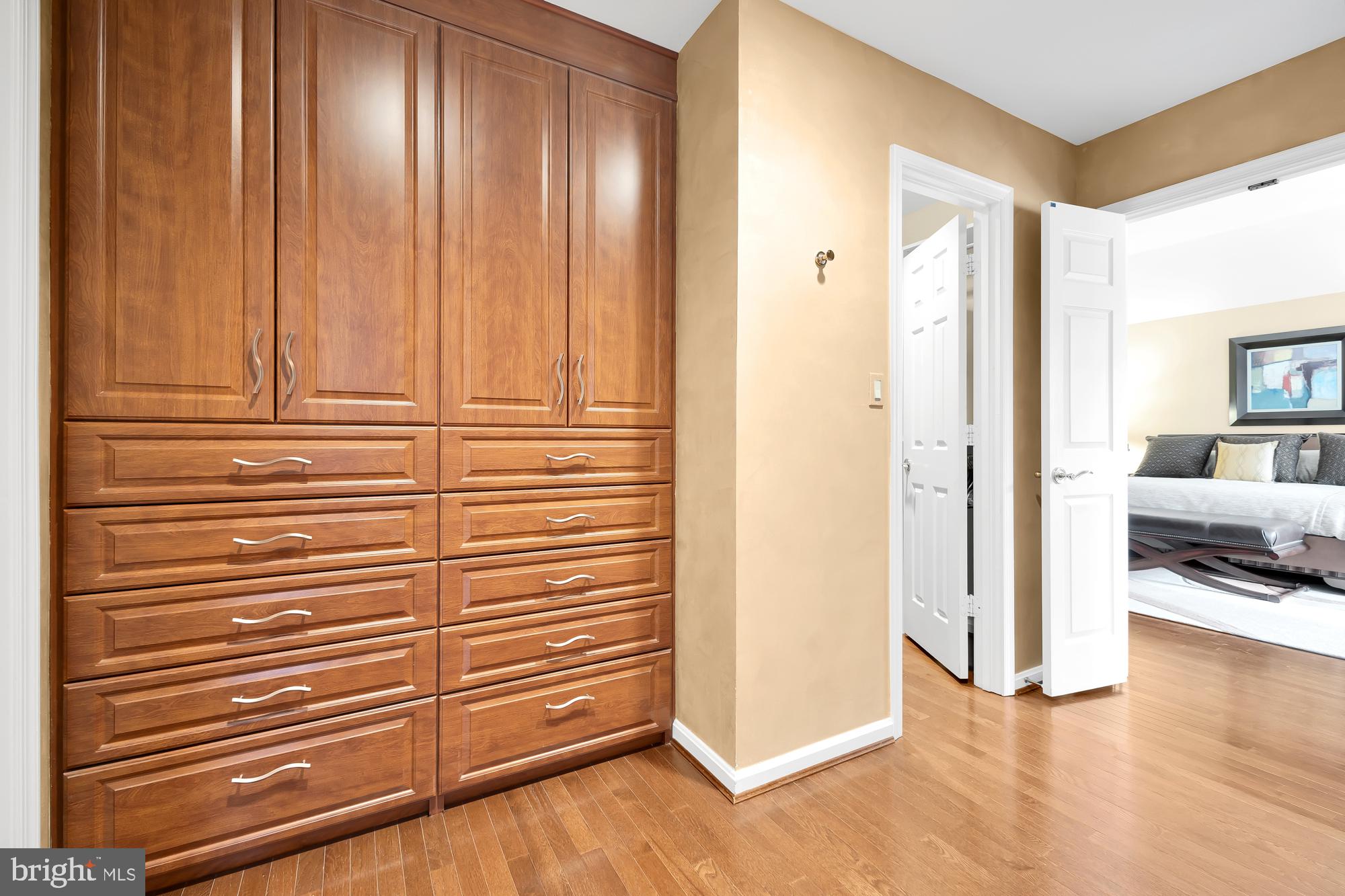 GROSVENOR WOODS - Residential