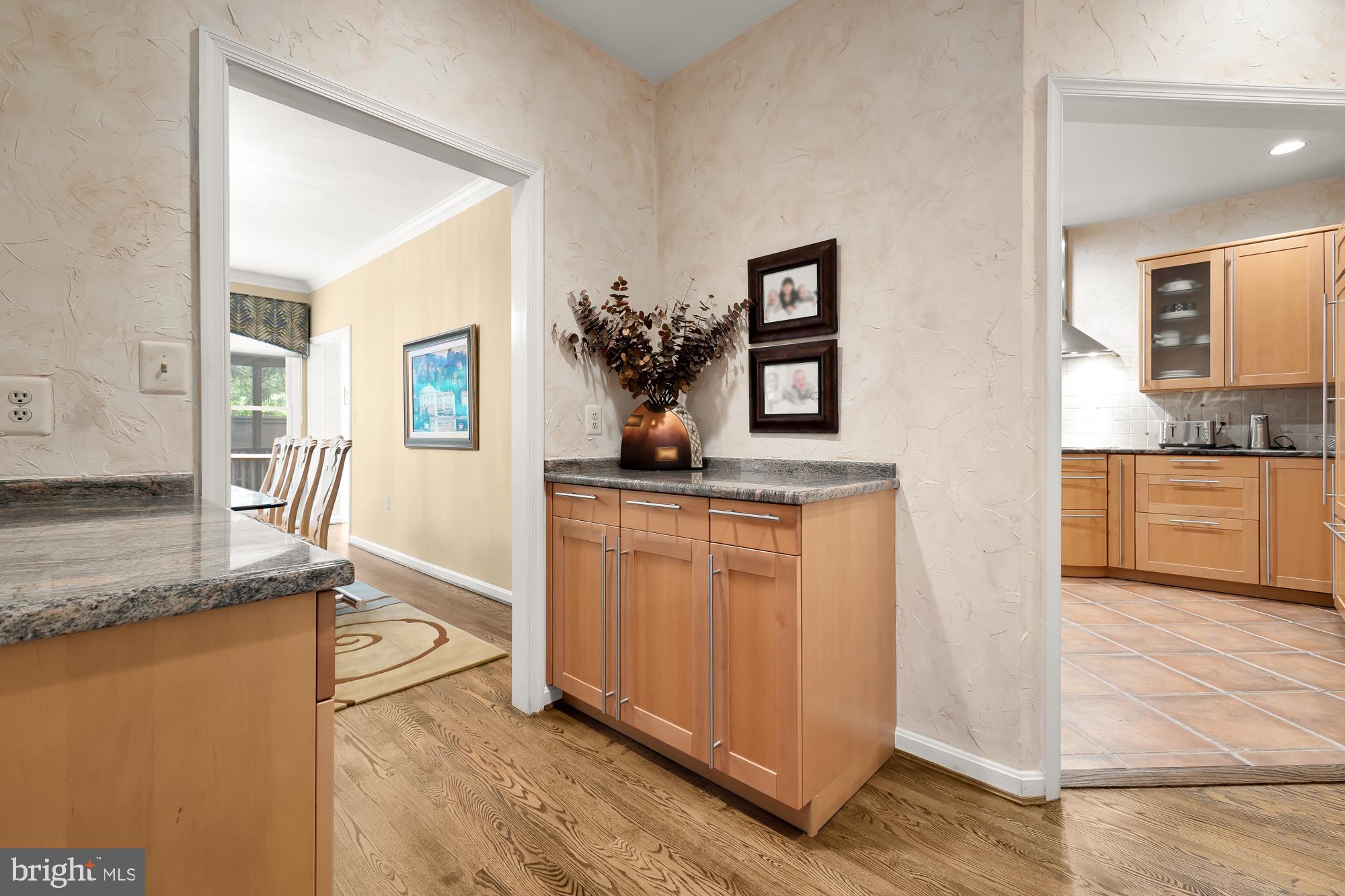 GROSVENOR WOODS - Residential