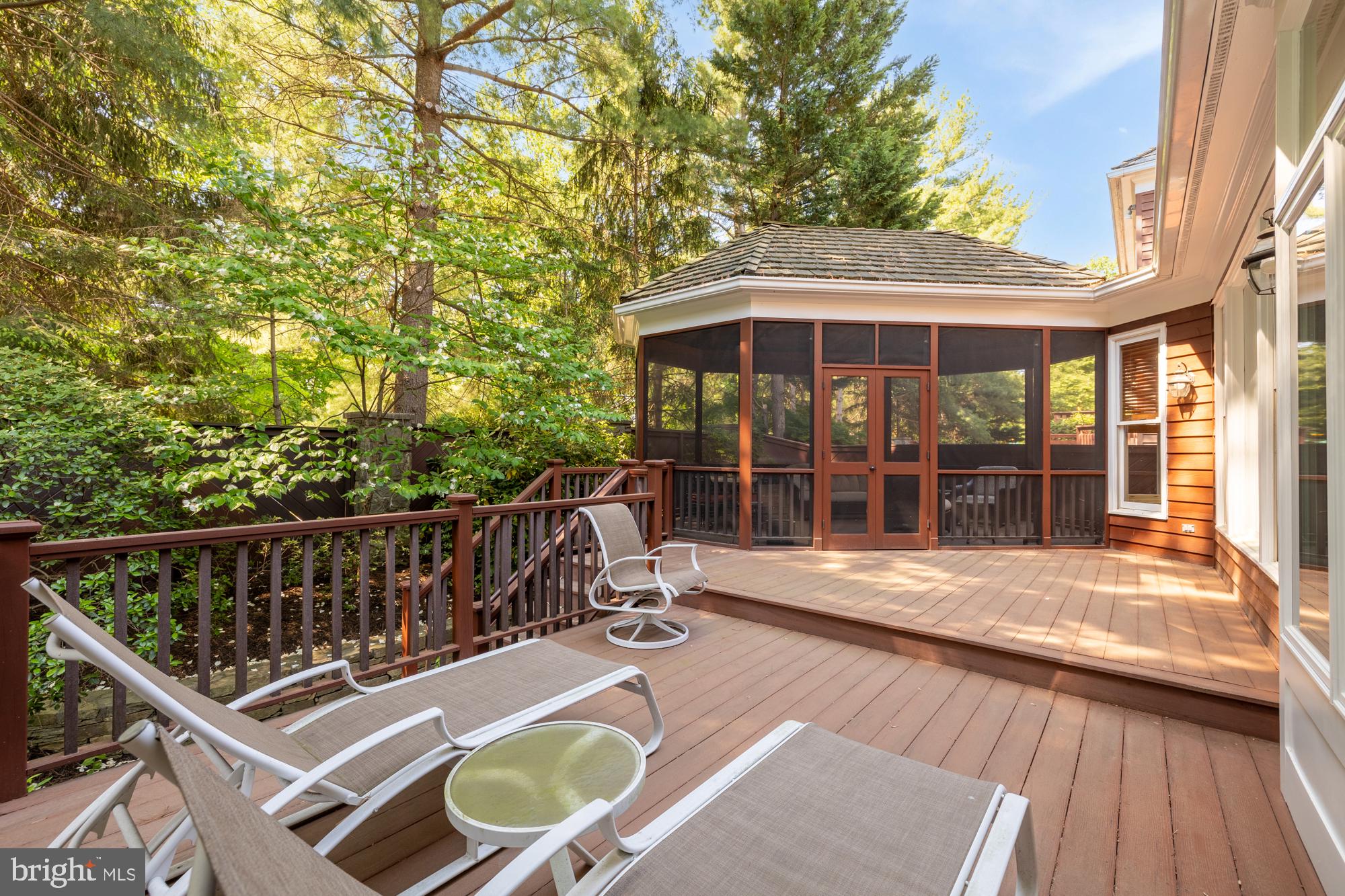 GROSVENOR WOODS - Residential