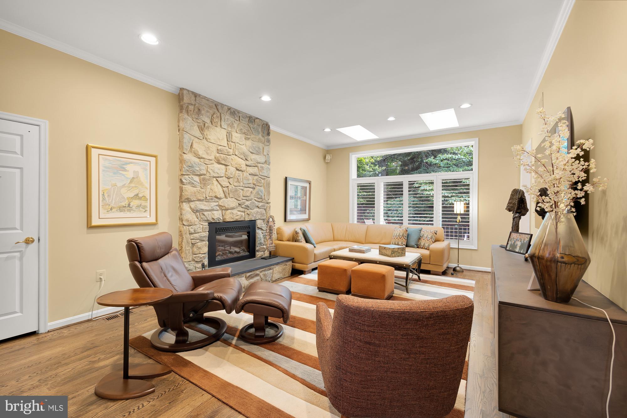 GROSVENOR WOODS - Residential